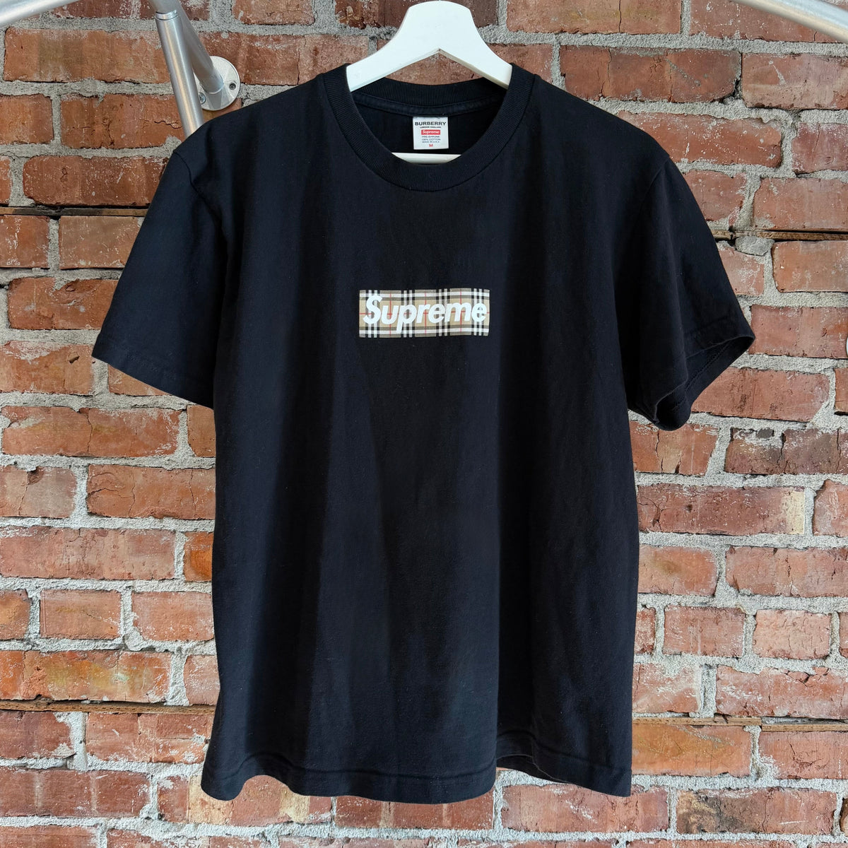 SUPREME SS22 BURBERRY BOX LOGO TEE ‘BLACK/BROWN’