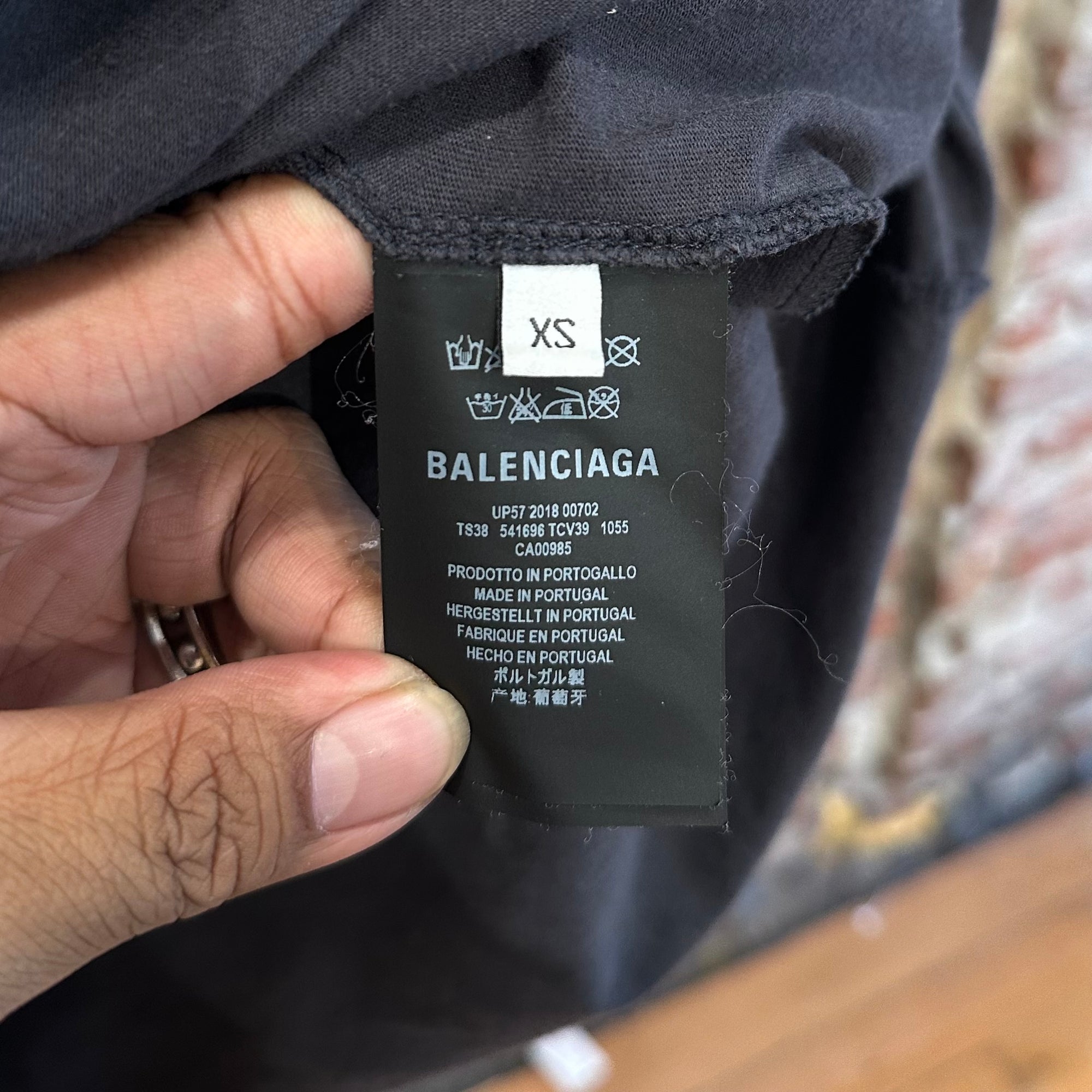 BALENCIAGA FW18 PRIDE FLAG OVERSIZED QUARTER ZIP ‘NAVY’