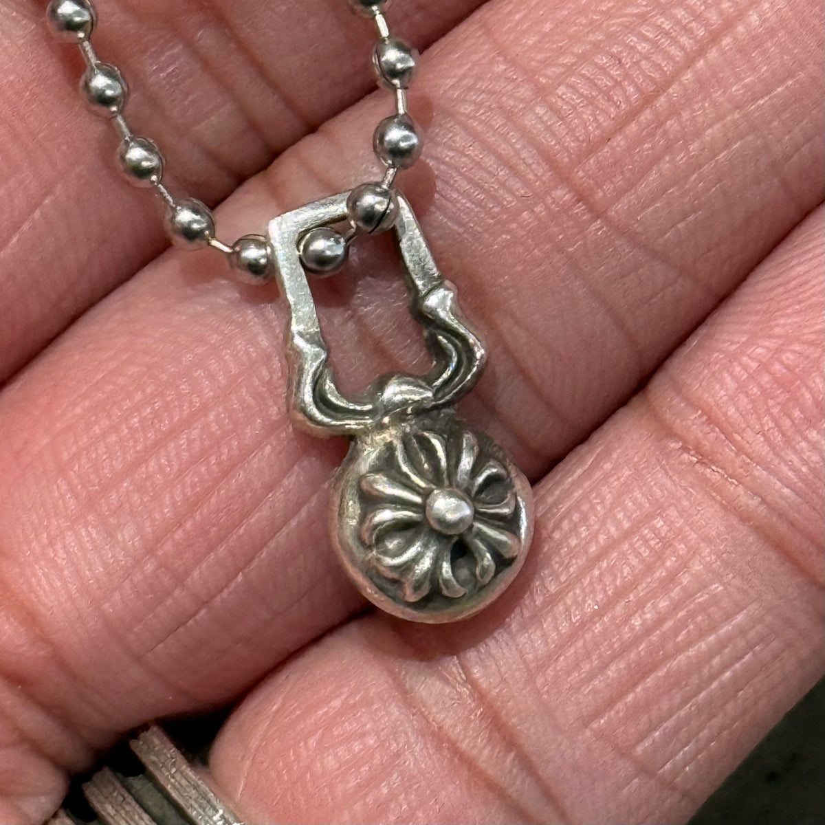CHROME HEARTS CROSS BALL ZIPPER NECKLACE ‘SILVER’