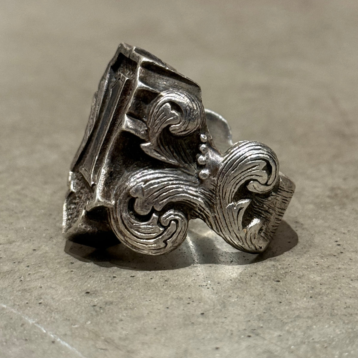 KING BABY ONE DOLLAR NOTE RING ‘SILVER’