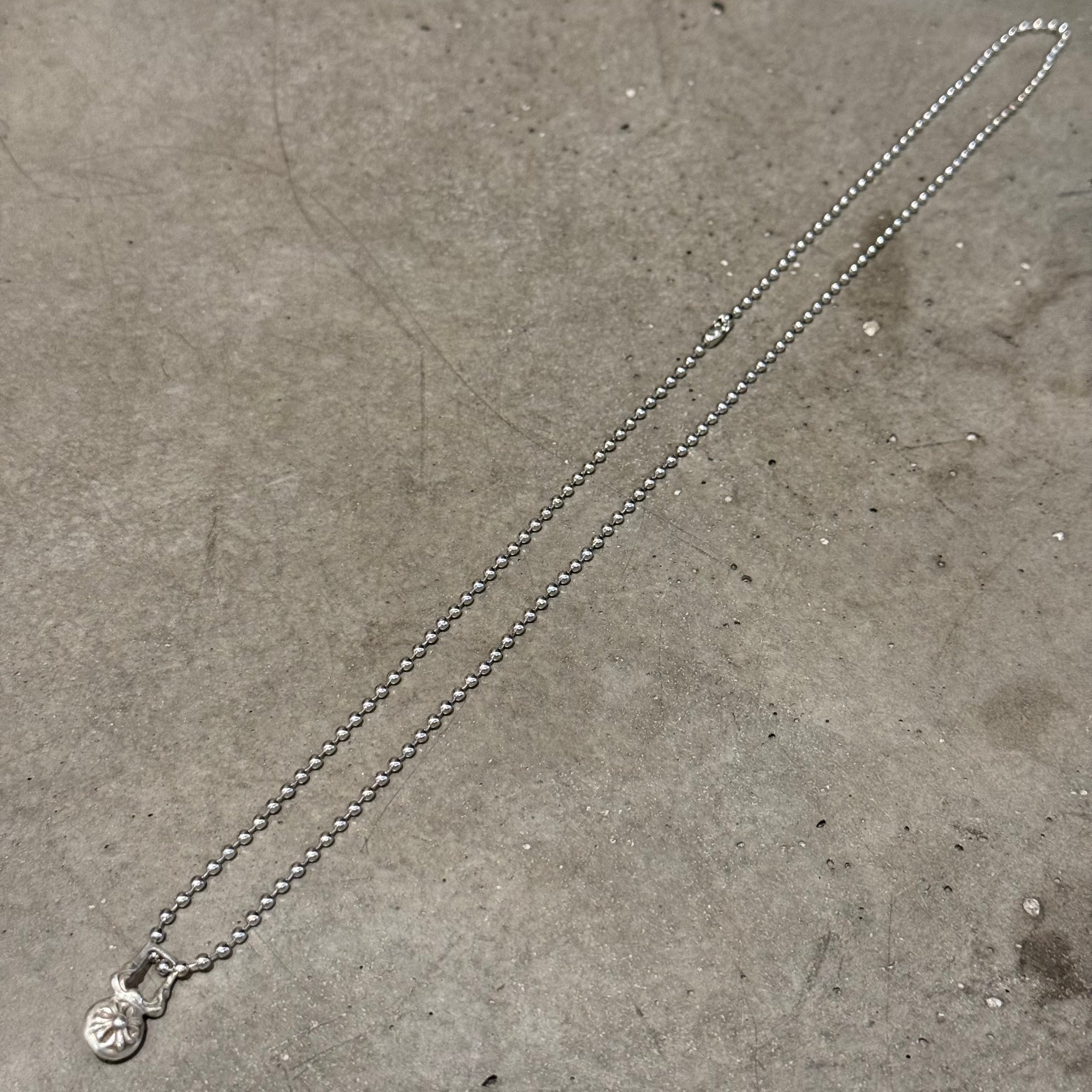 CHROME HEARTS RHODIUM CROSS BALL ZIPPER PENDANT ‘SILVER’