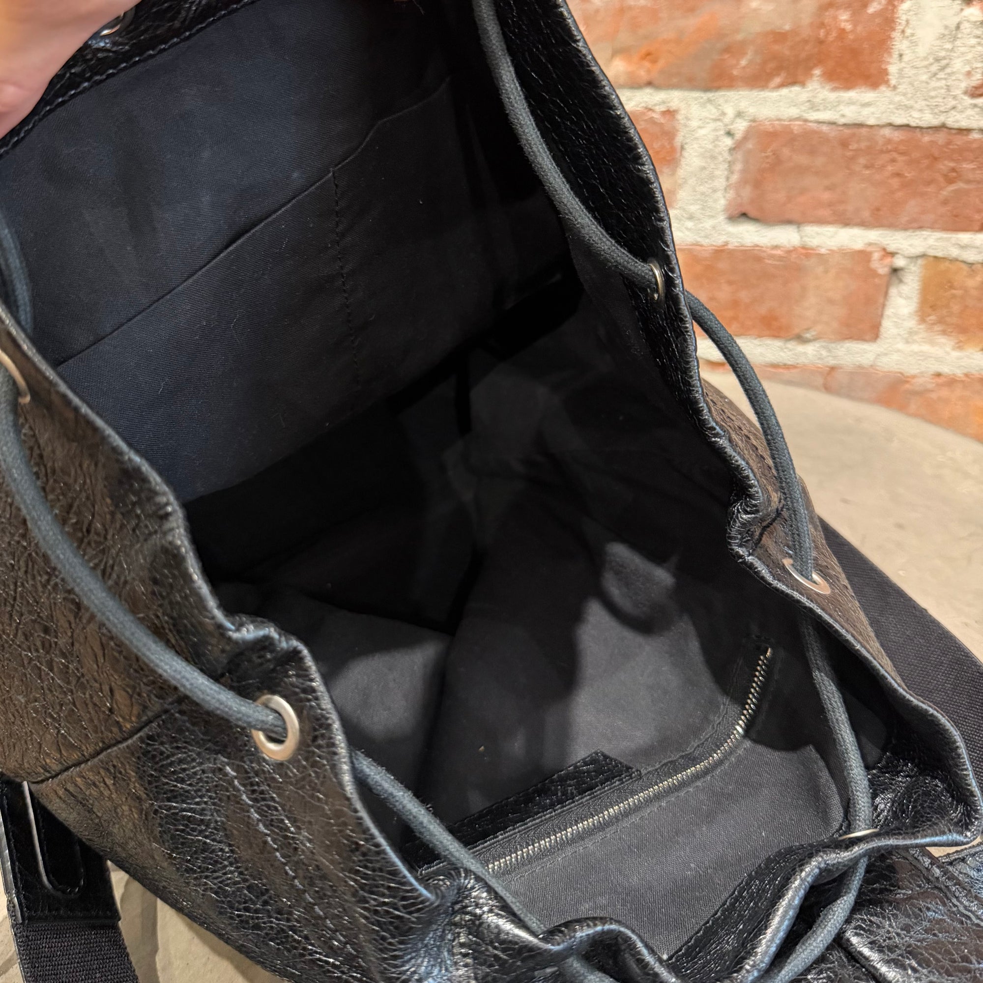 BALENCIAGA CITY BACKPACK ‘BLACK’