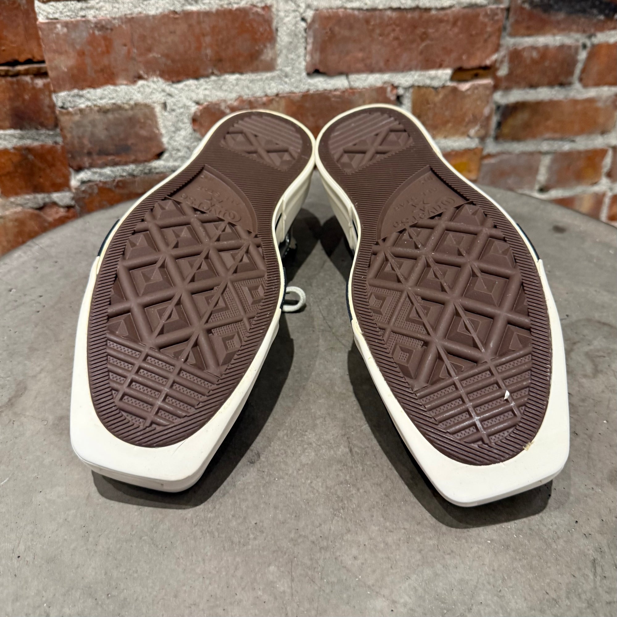 RICK OWENS x CONVERSE TURBODRK LOW SNEAKERS ‘SILVER’