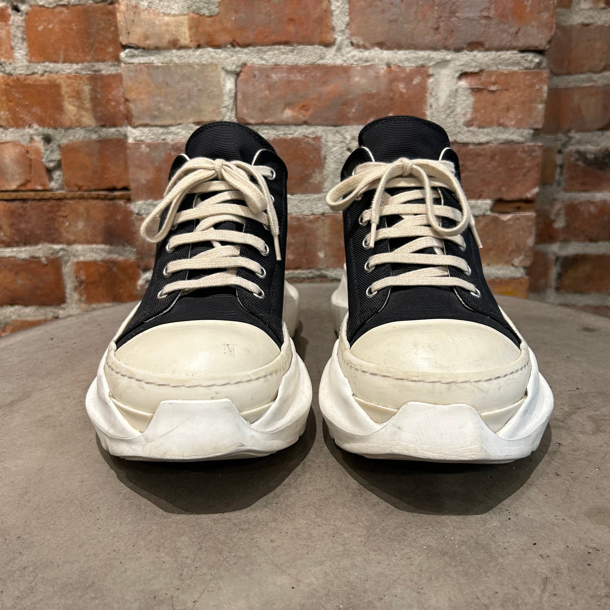RICK OWENS DRKSDHW RAMONE LOW ABSTRACT SNEAKERS ‘BLACK’