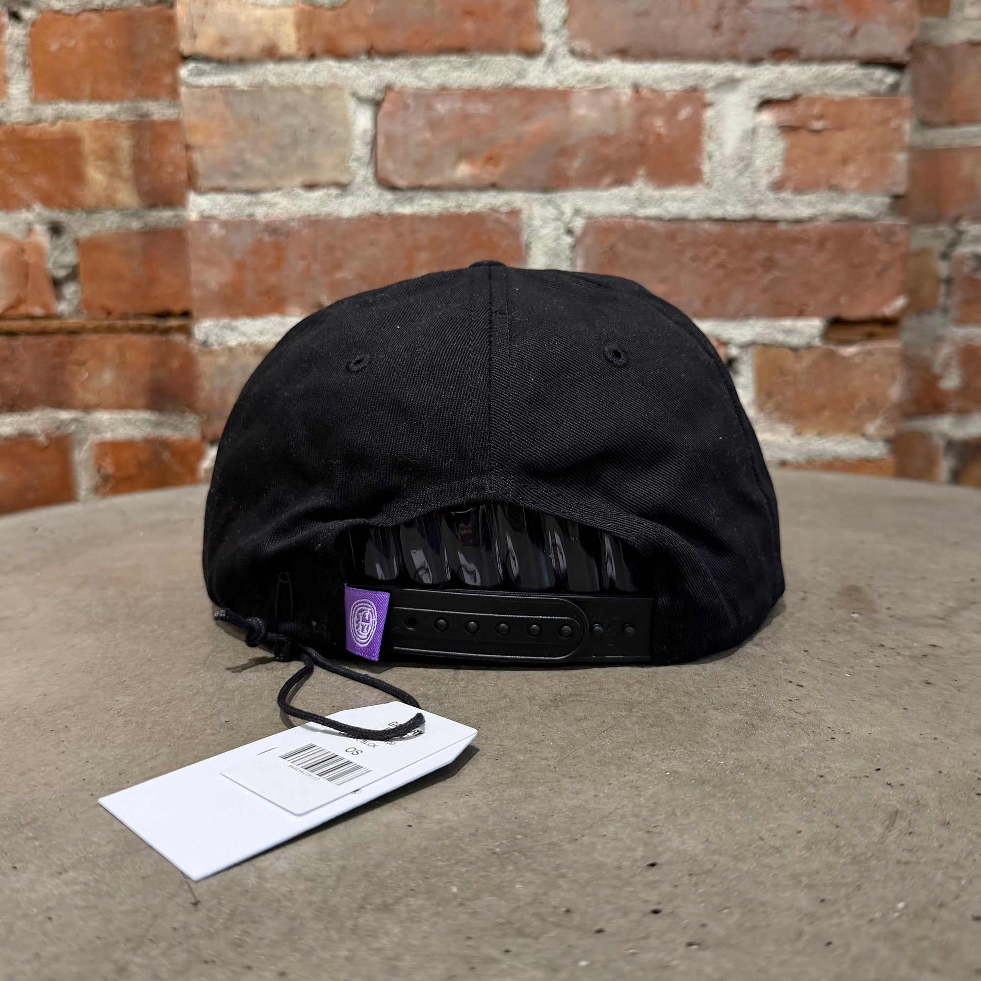 GALLERY DEPT. CHATEAU JOSUÉ RESORT CAP ‘BLACK’