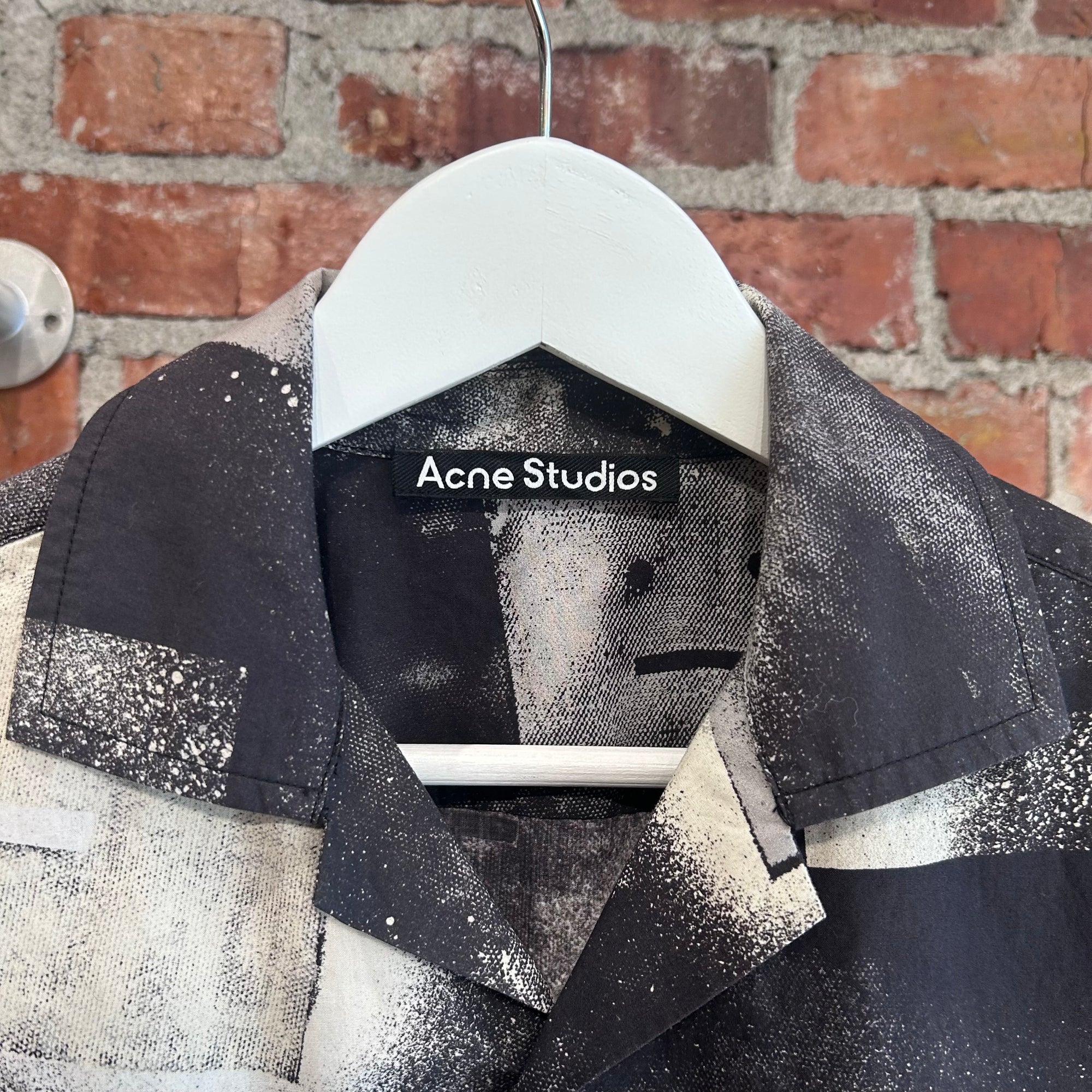 ACNE STUDIOS FACE SPRAY PRINT SHIRT ‘BLACK/GRAY’
