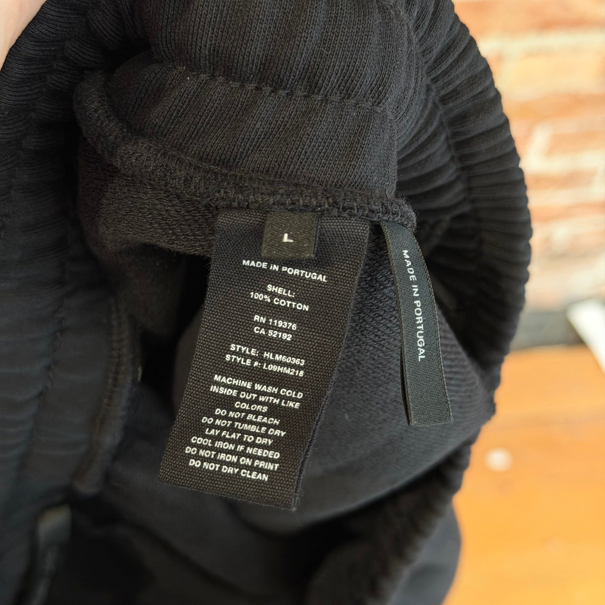 HELMUT LANG SWEATSHORTS ‘BLACK’