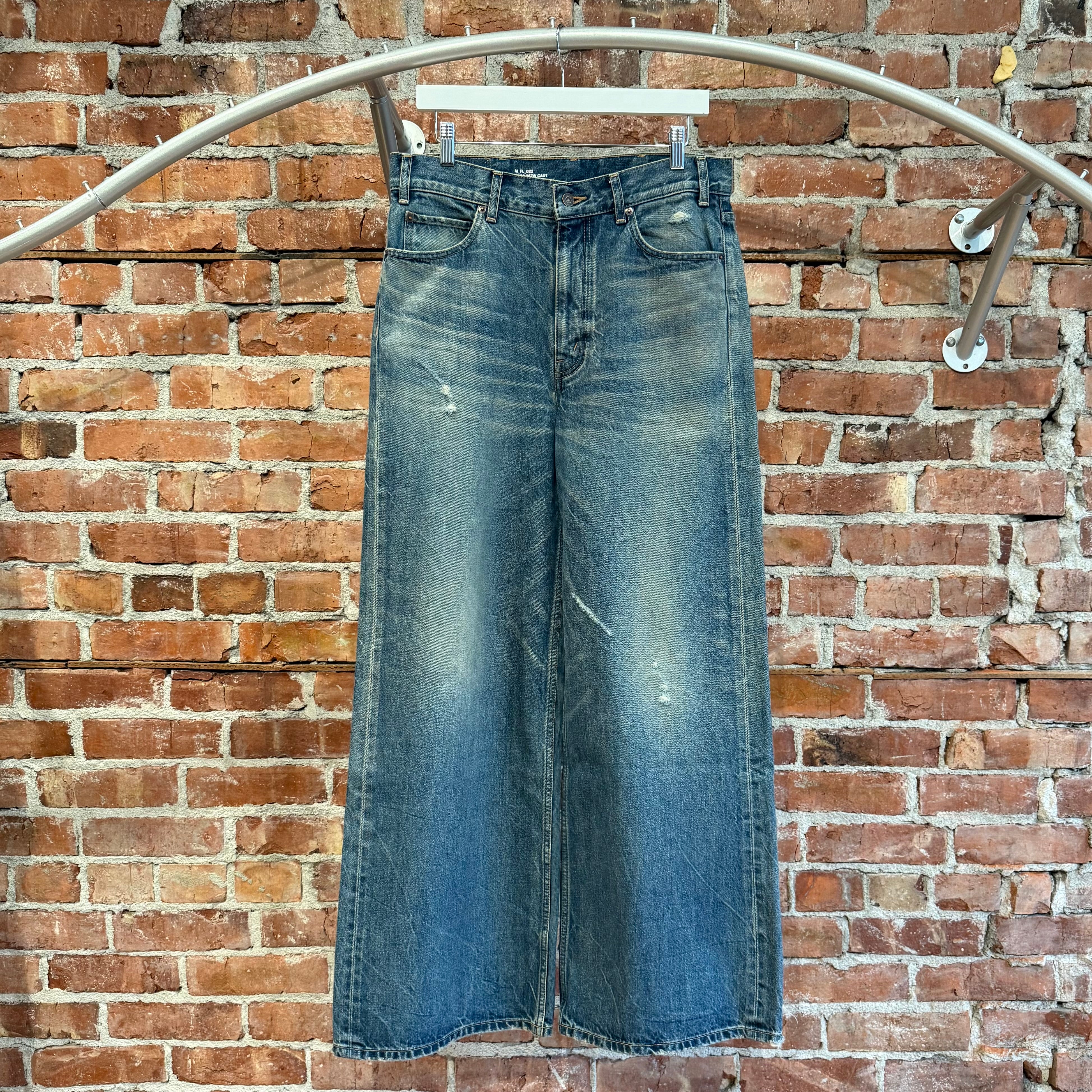 8B1E6474-4234-47DA-BCE8-