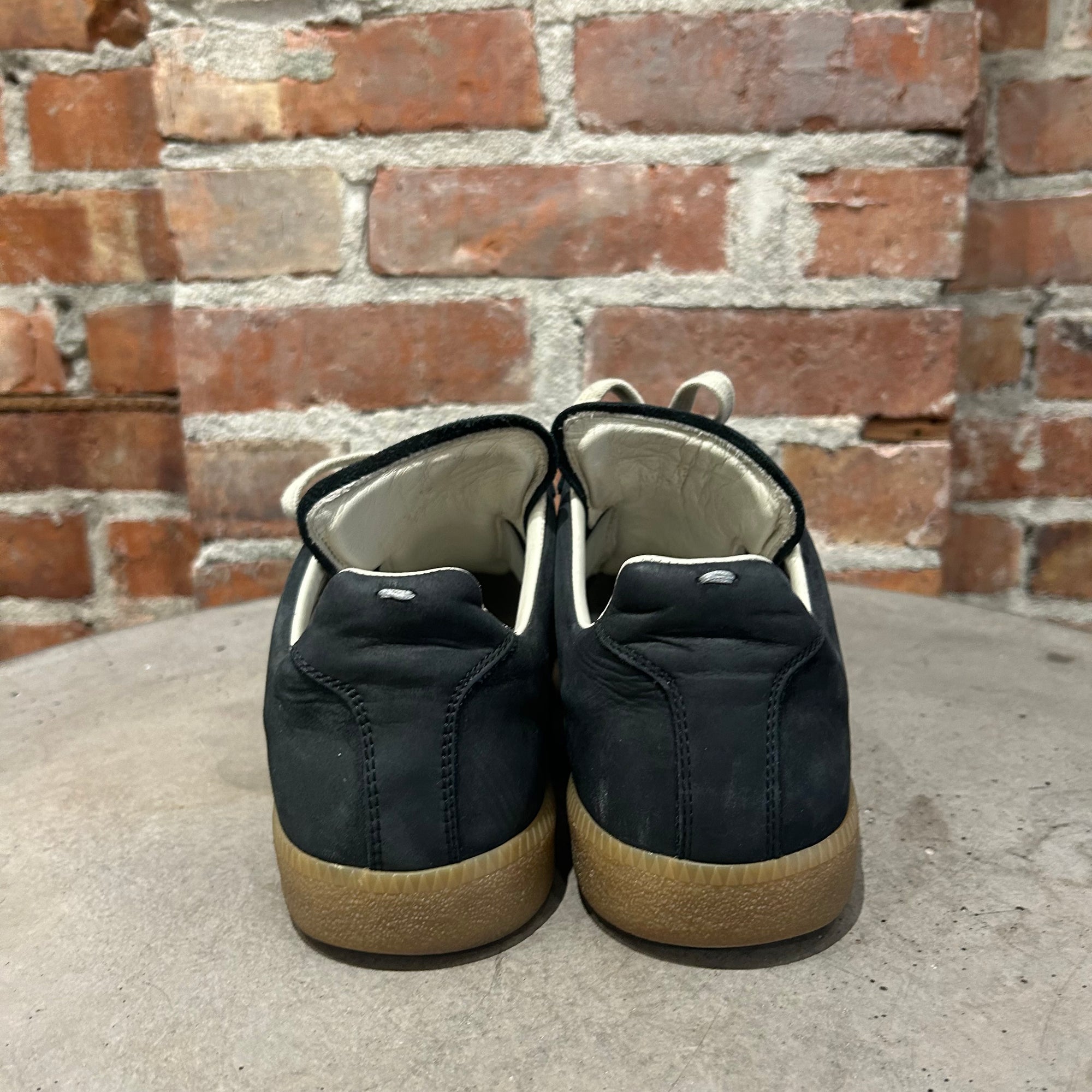 MAISON MARGIELA PAINT SPLATTER GATS ‘BLACK’ – Sadō Room