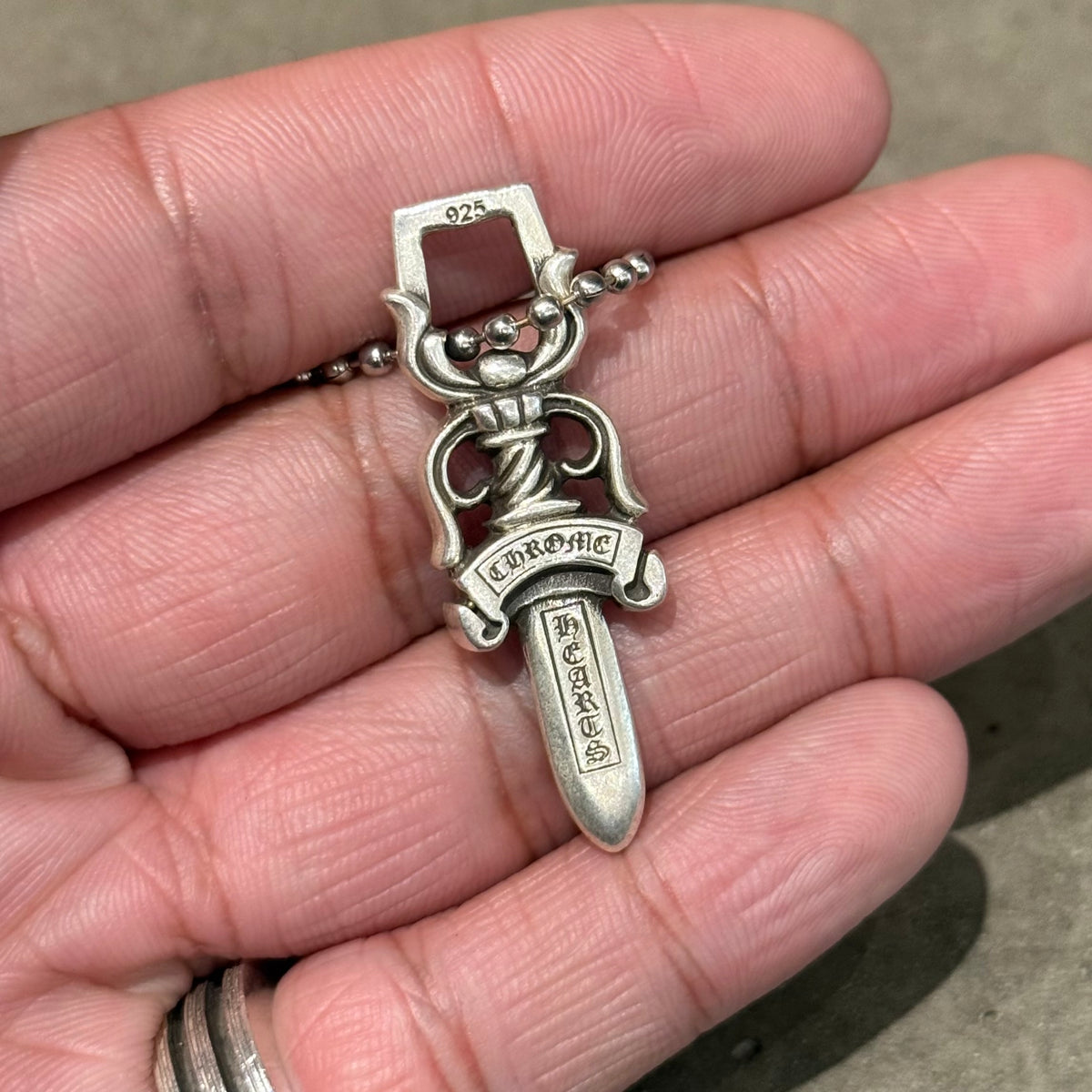 CHROME HEARTS 