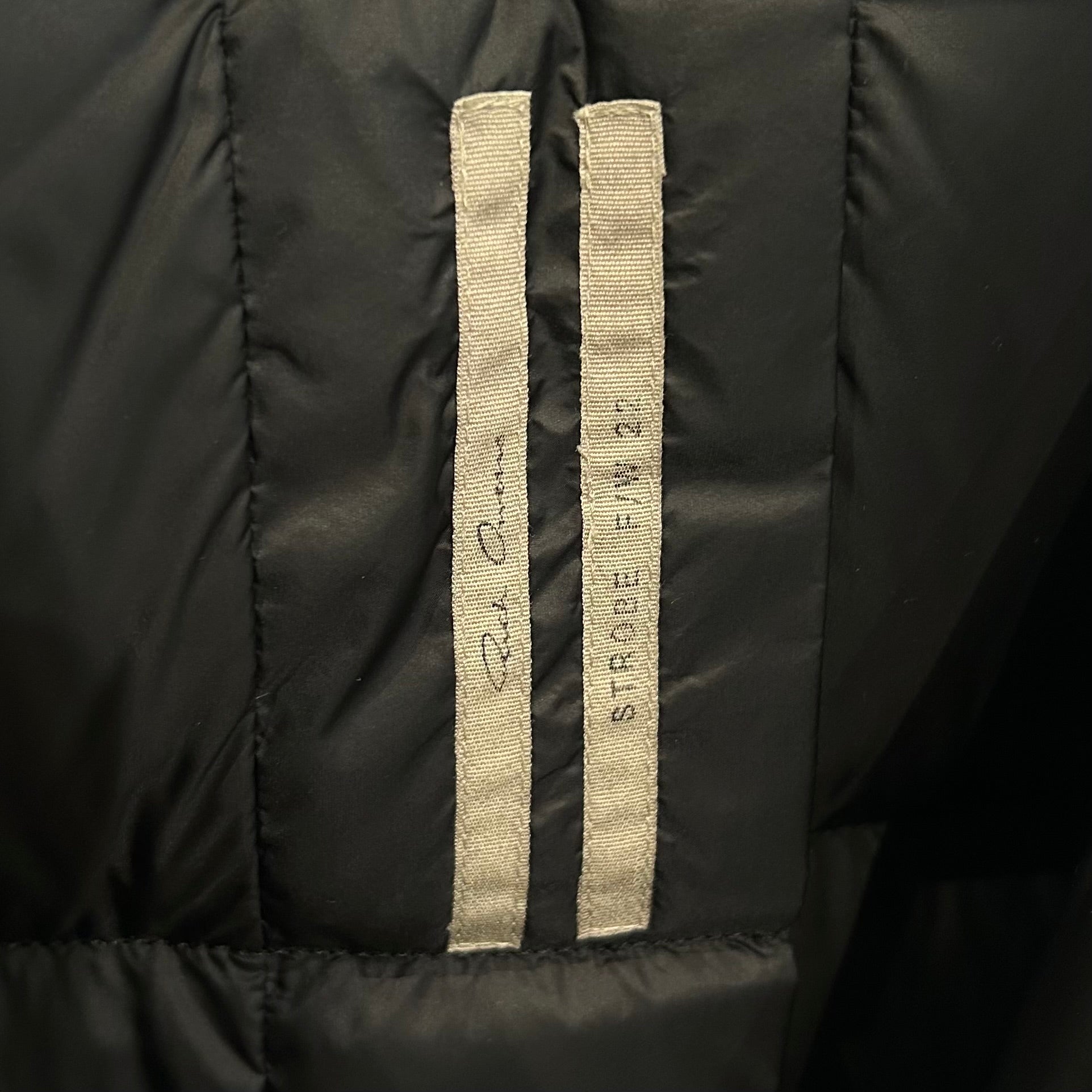 RICK OWENS FW22 STROBE MOUNTAIN DOWN JACKET ‘BLACK’