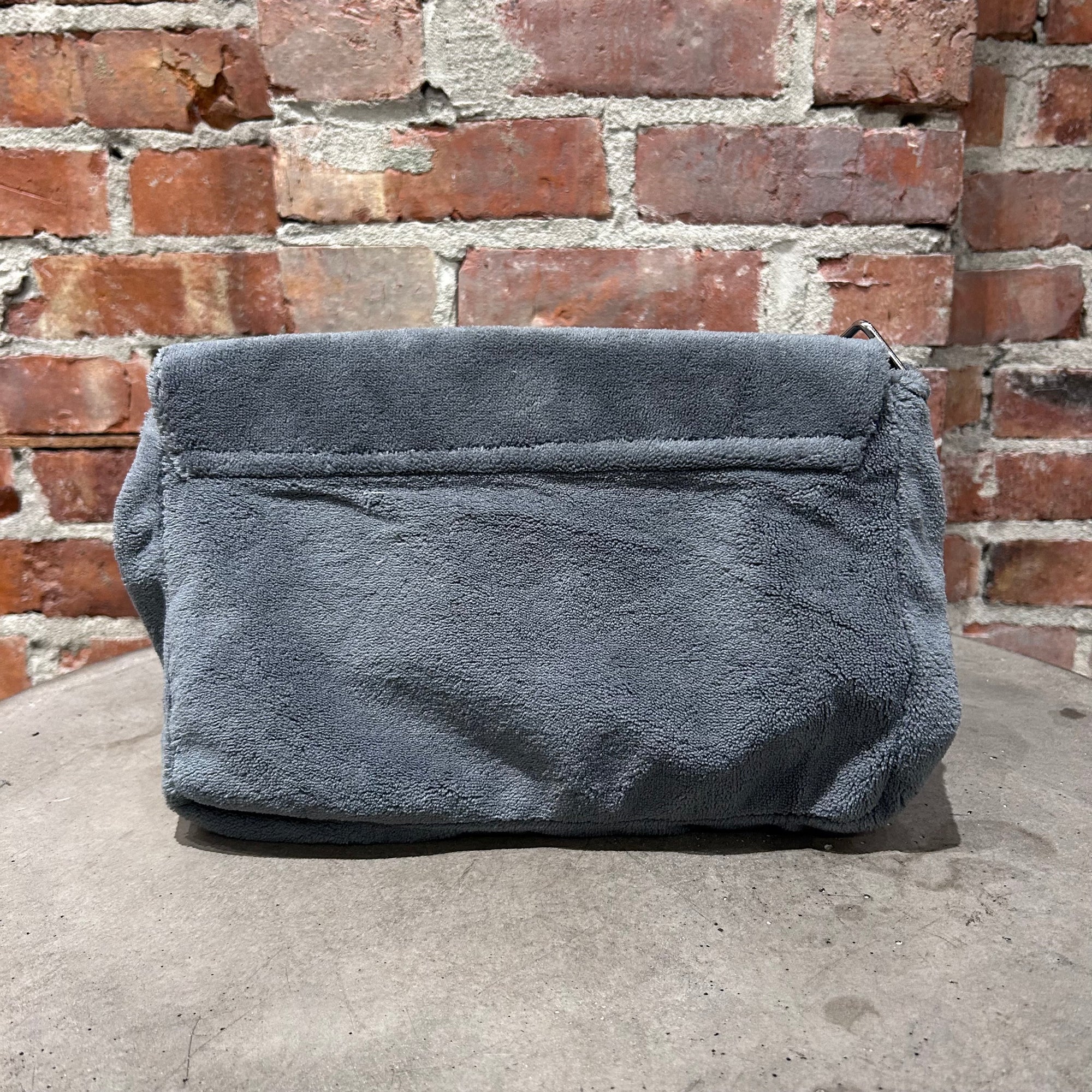 CHANEL VIP EXCLUSIVE CROSSBODY BAG ’GREY’