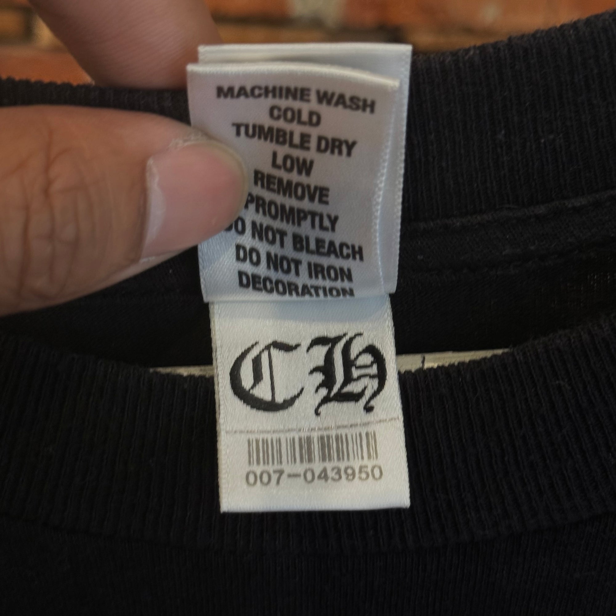 CHROME HEARTS DISTRESSED FLAG LONGSLEEVE ‘BLACK’