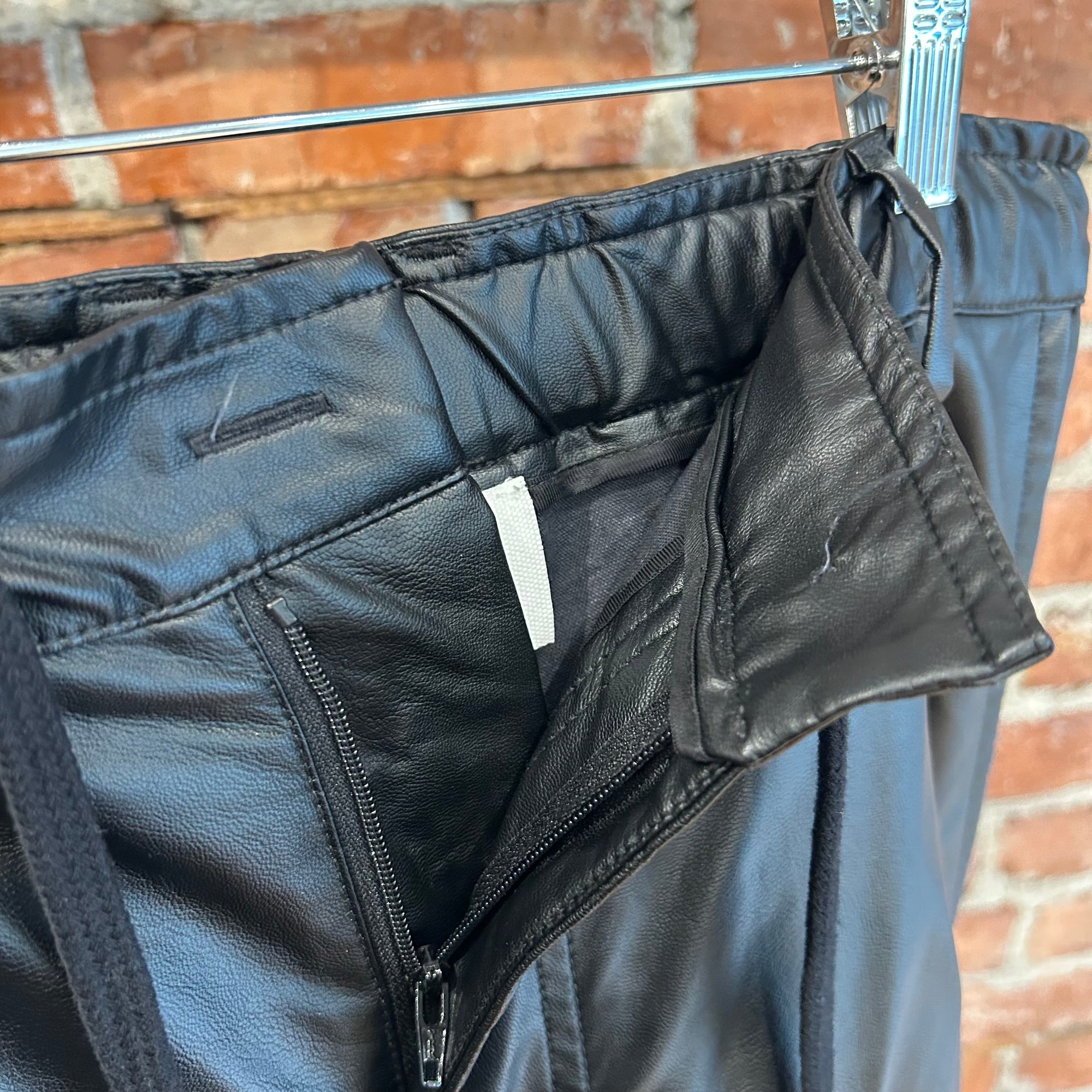 MAISON MARGIELA MM6 BAGGY LEATHER PANTS ‘BLACK’