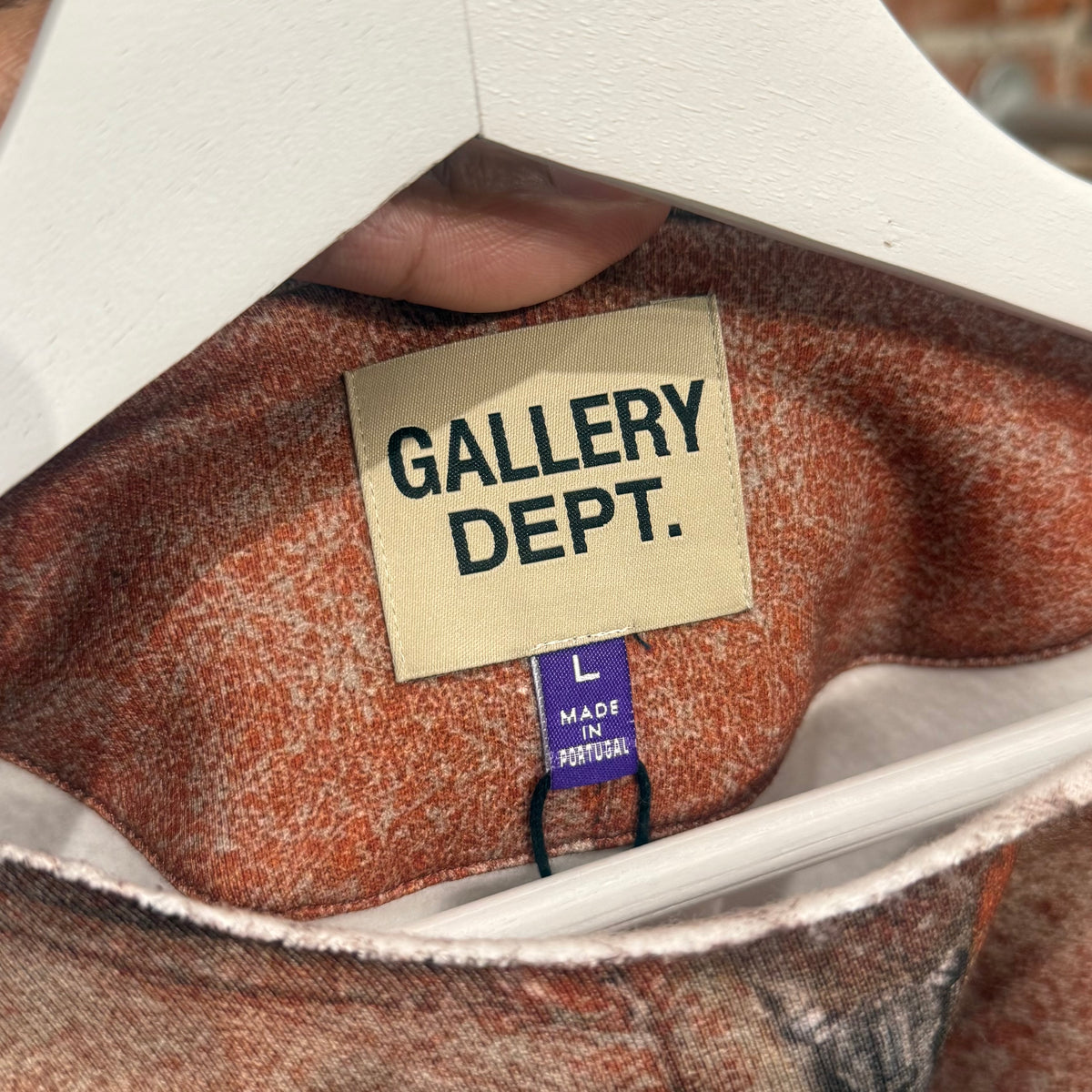 GALLERY DEPT. TROMPE PRINT MOTO CREWNECK ‘RED’