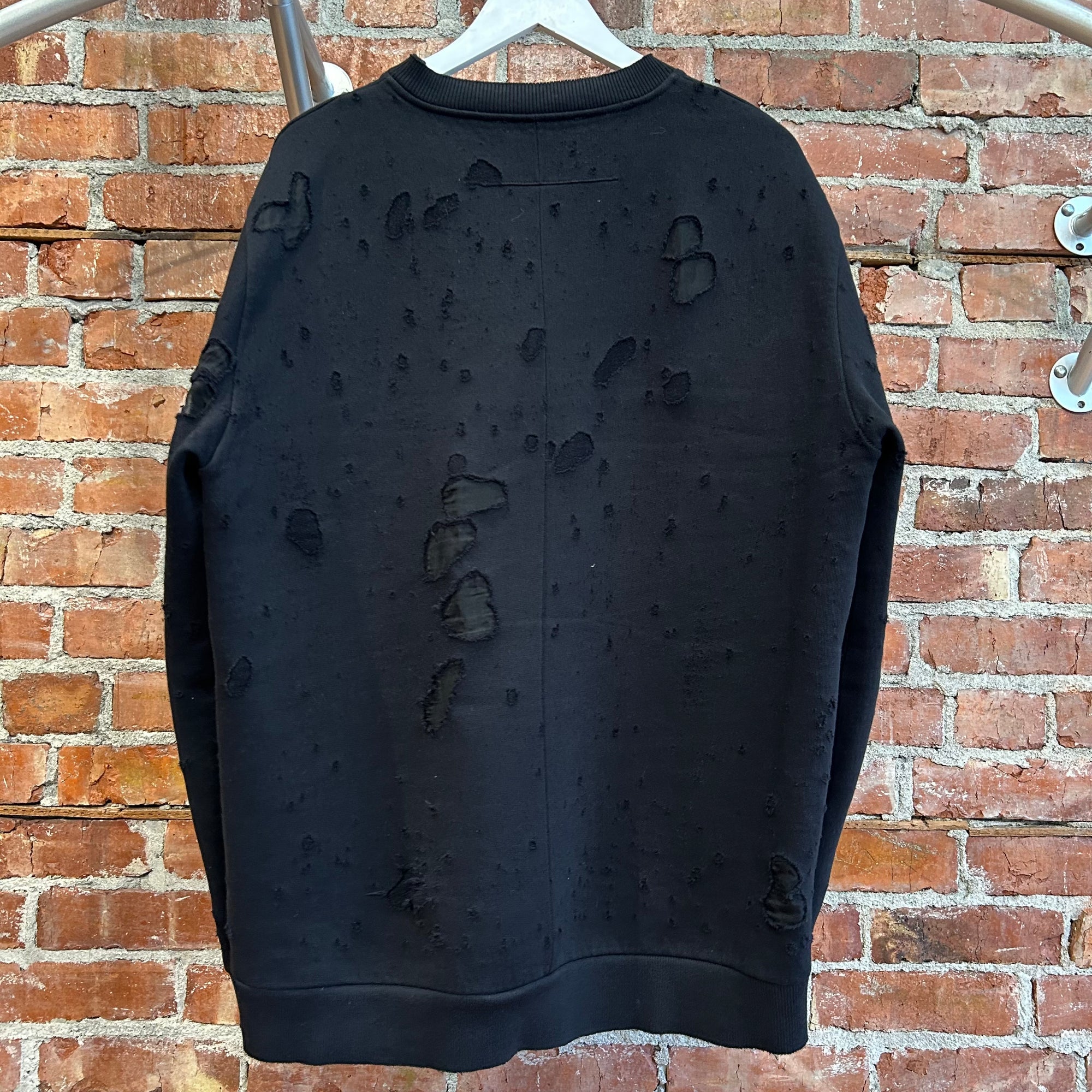 GIVENCHY FW25 PARIS DISTRESSED LOGO CREWNECK ‘BLACK’