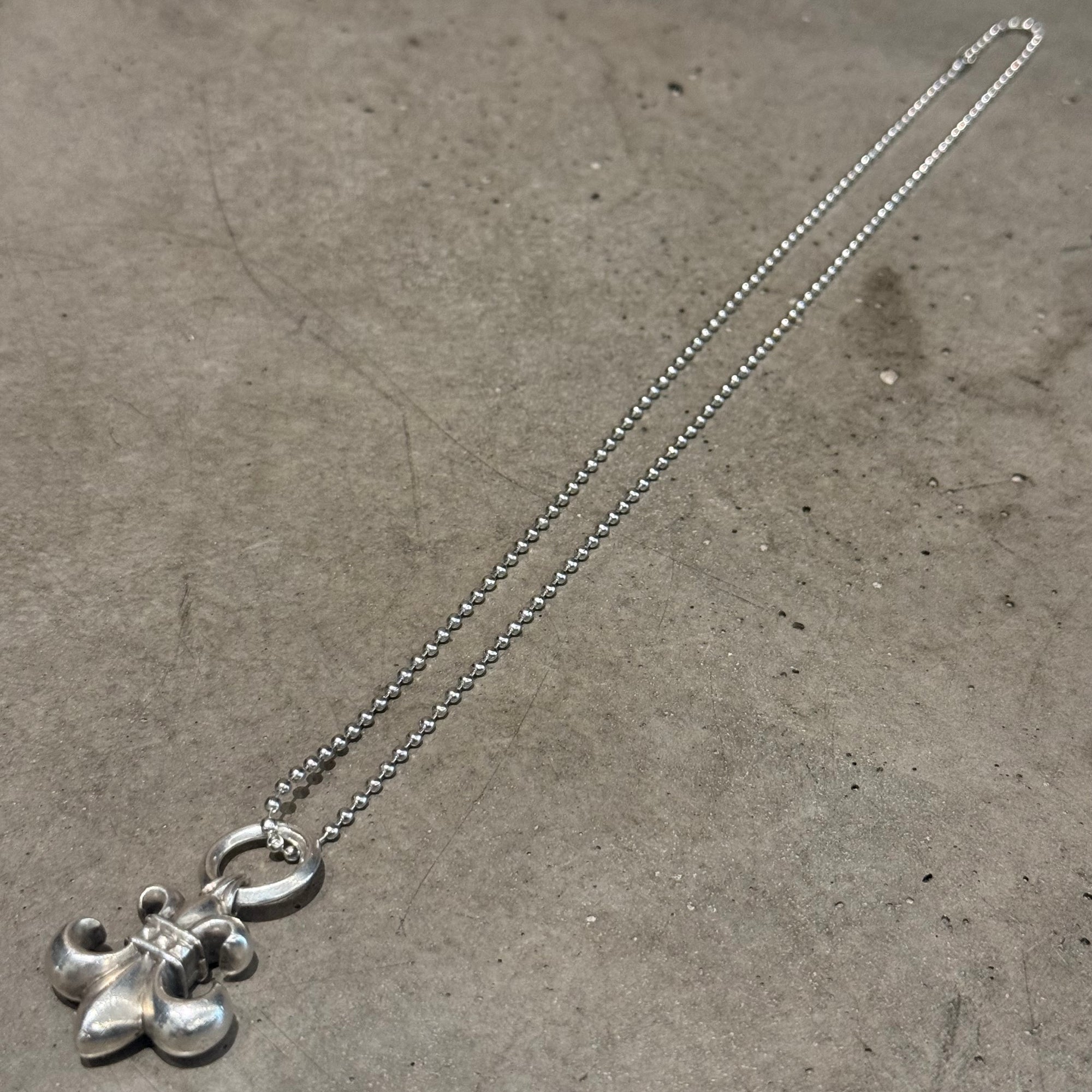 CHROME HEARTS BS FLEUR NECKLACE ‘SILVER’