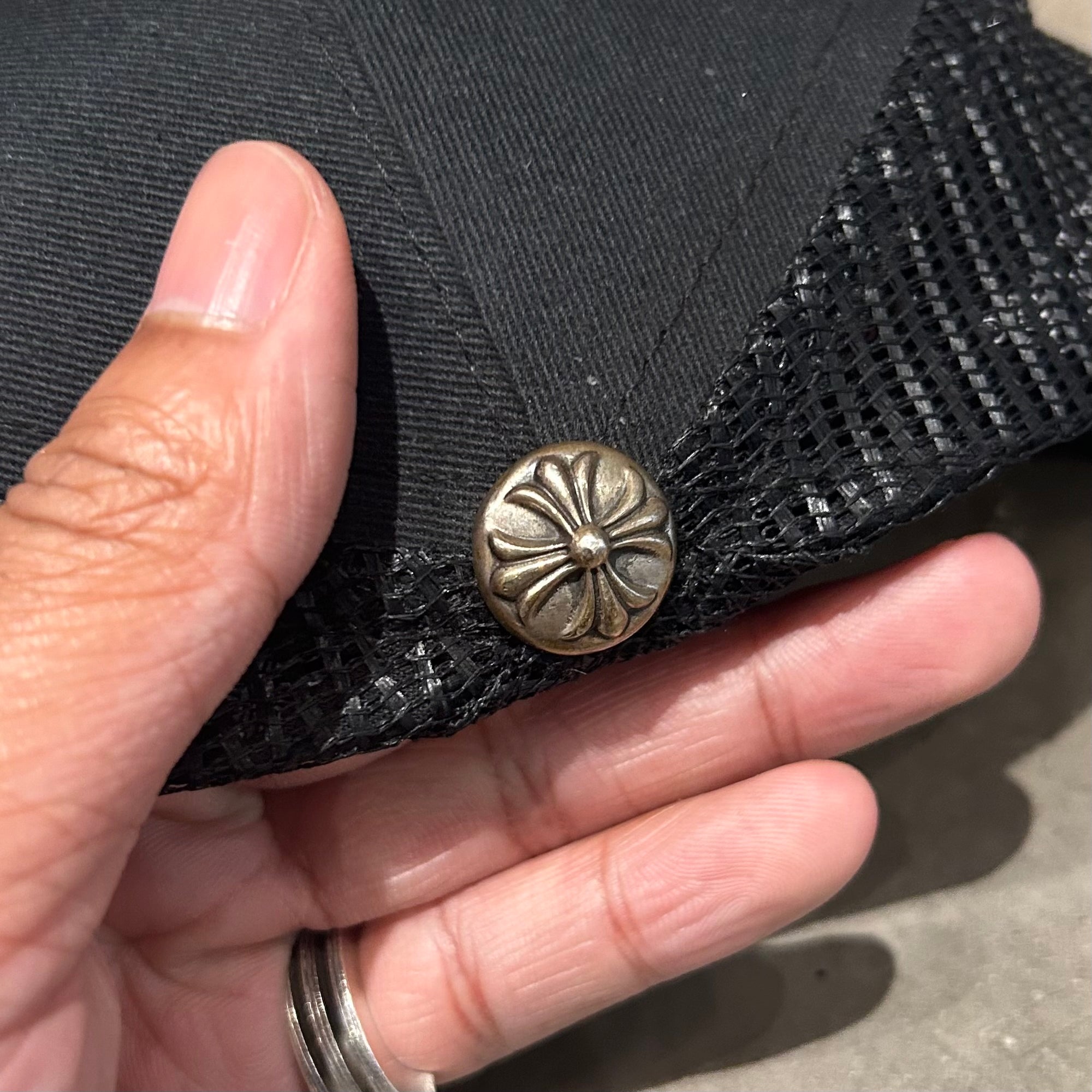 CHROME HEARTS EYE CHART TRUCKER ‘BLACK’