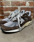 NEW BALANCE X TEDDY SANTIS MADE IN ENGLAND 991 SNEAKERS ‘MOCHA’