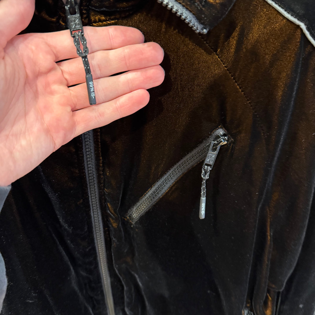 99%IS VELOUR TRACK JACKET ‘BROWN’