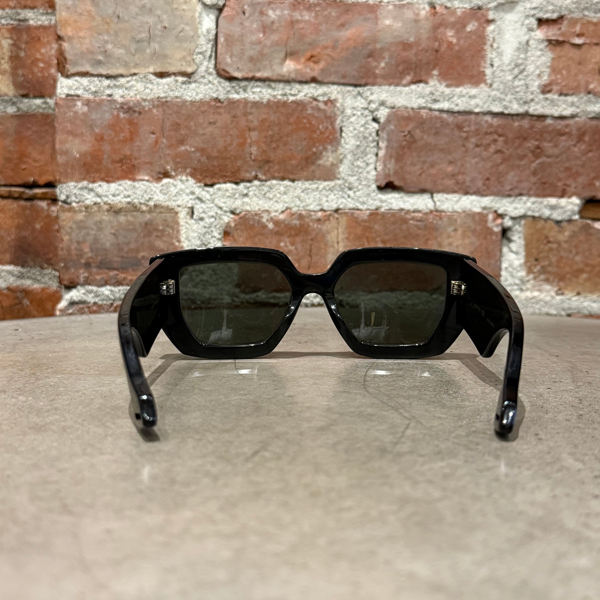 GUCCI BIG BOX BOVGV08450 SUNGLASSES ‘BLACK/GOLD’