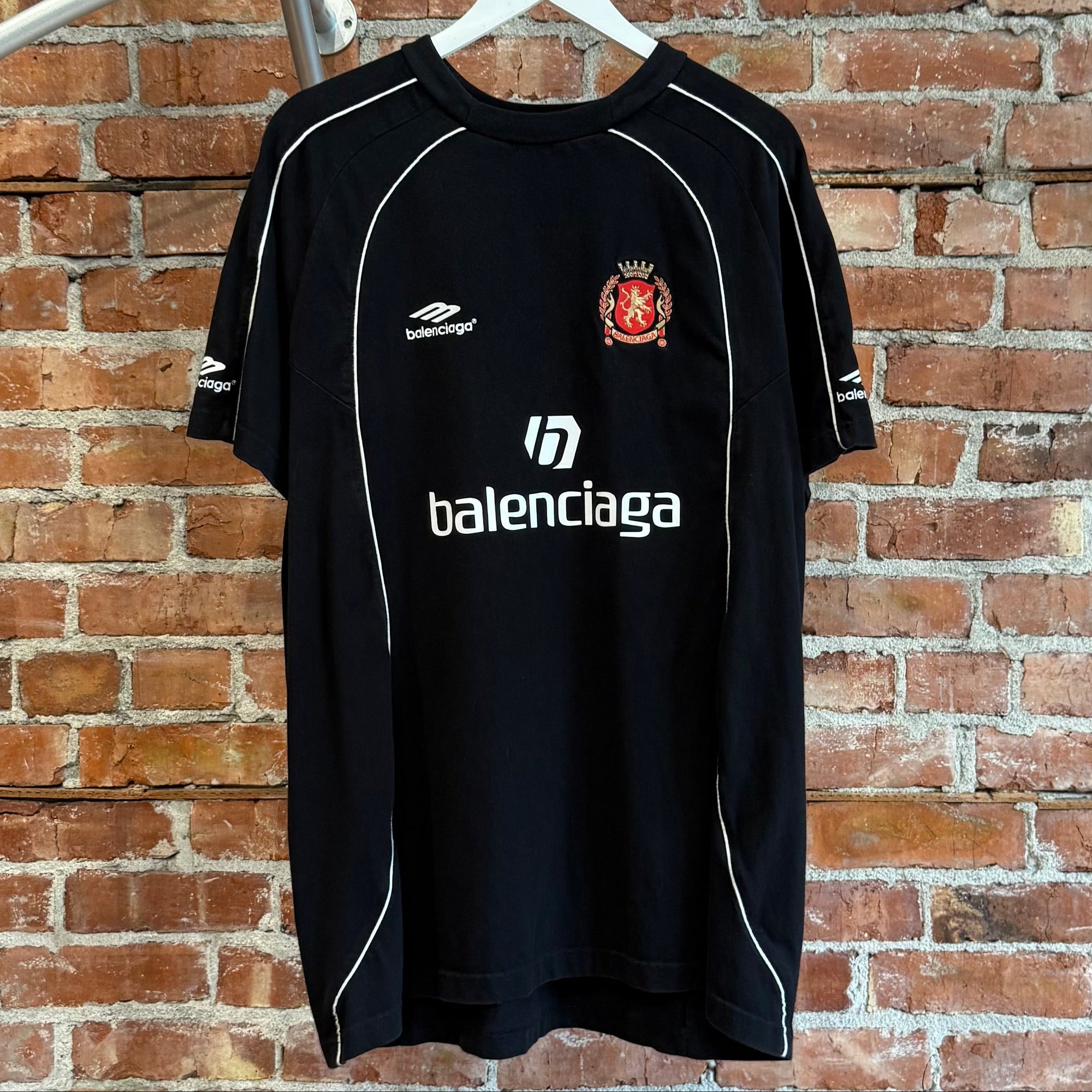 BALENCIAGA SS23 PARIS SOCCER JERSEY ‘BLACK’