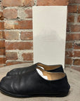 MAISON MARGIELA TABI FLATS ‘BLACK’