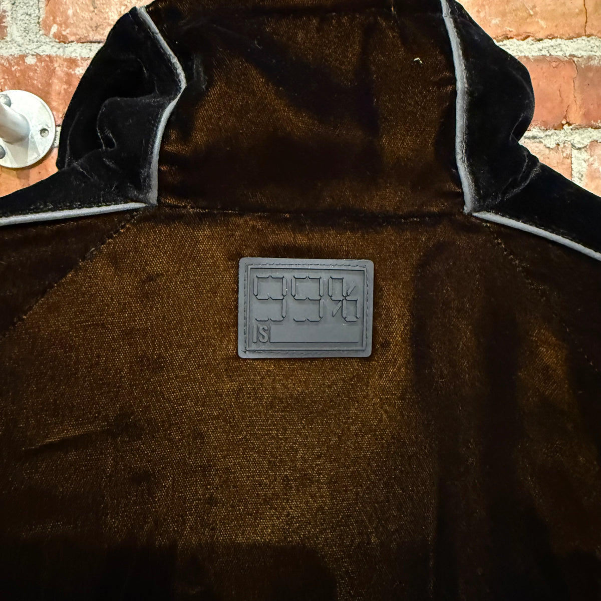 99%IS VELOUR TRACK JACKET ‘BROWN’