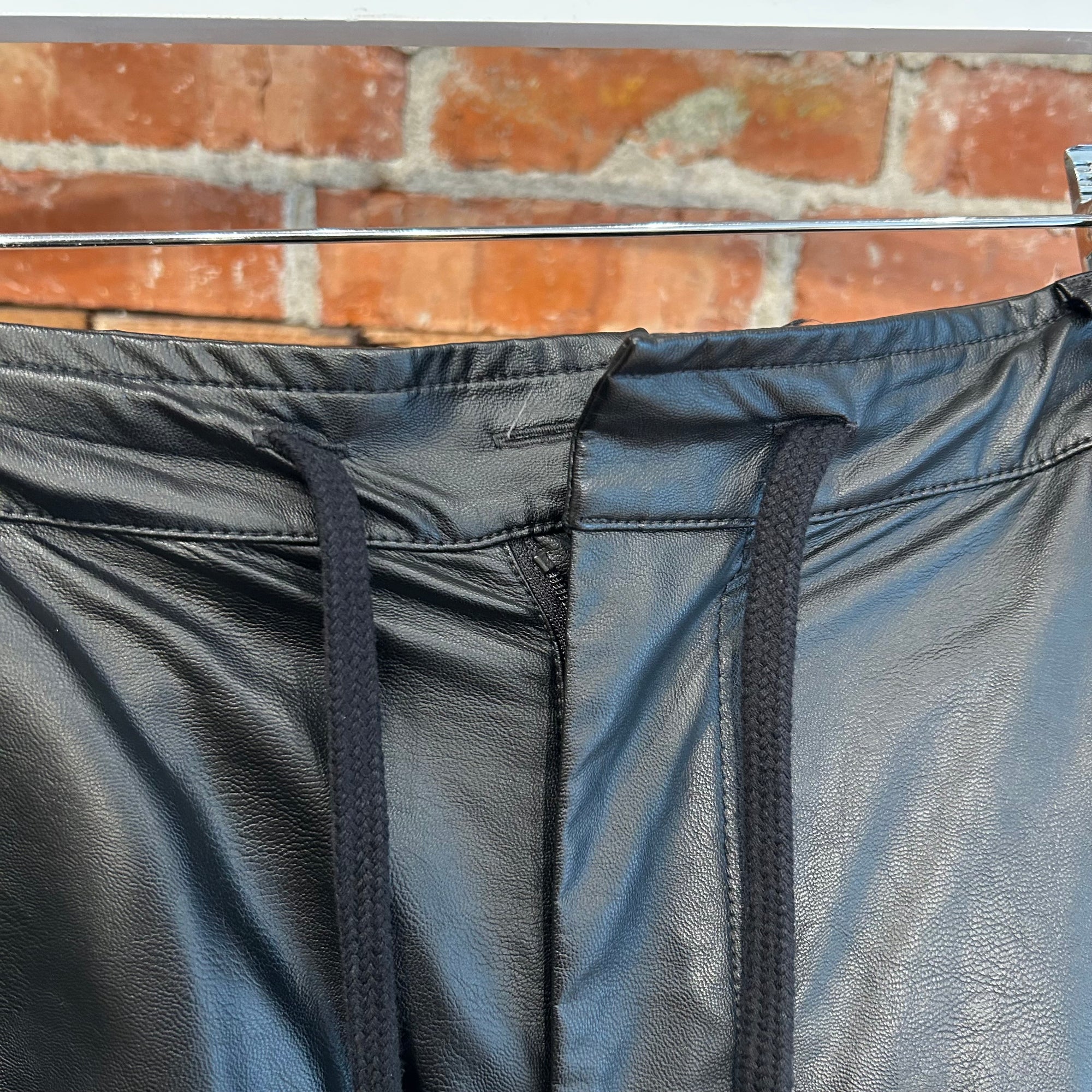 MAISON MARGIELA MM6 BAGGY LEATHER PANTS ‘BLACK’