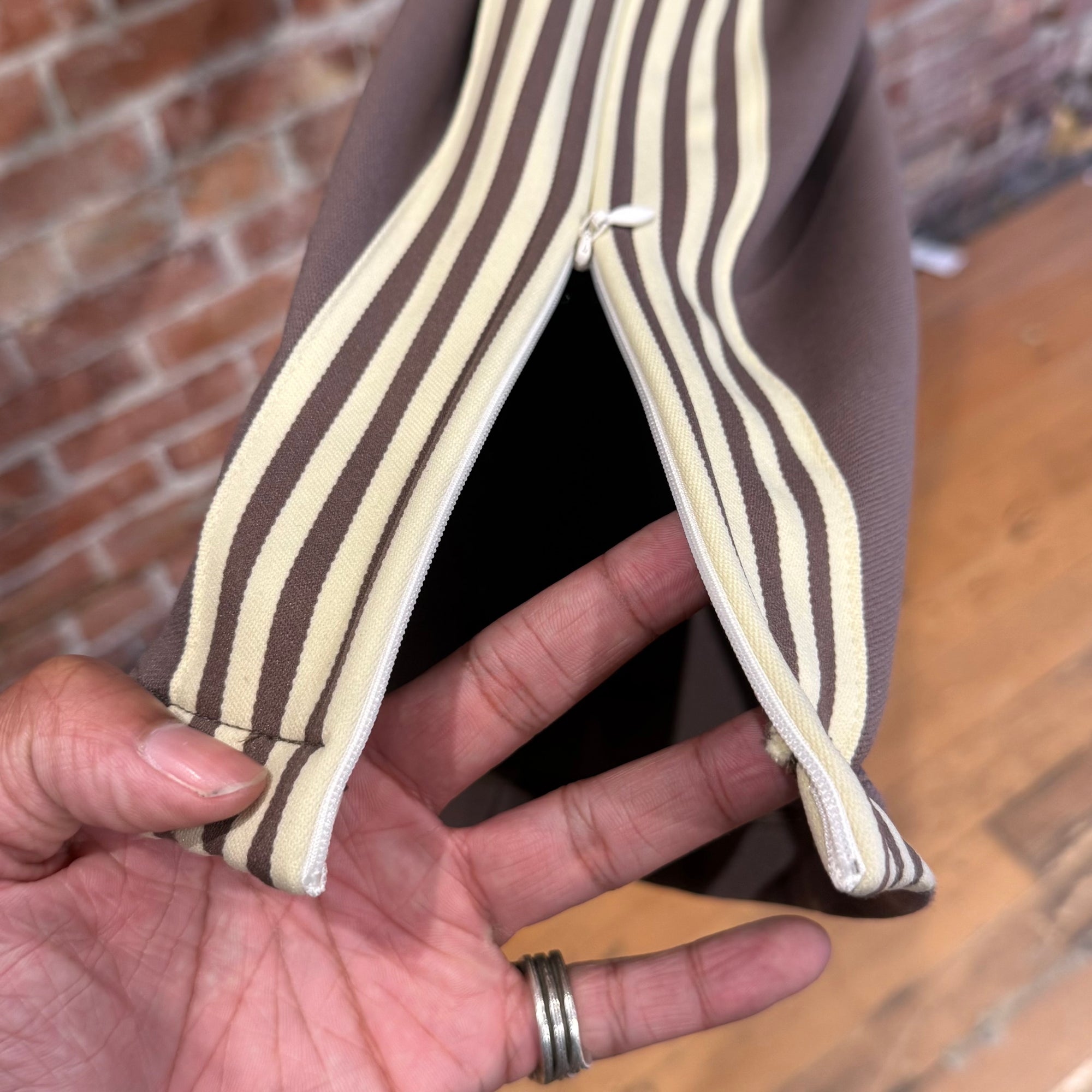 KAPITAL STUNTMAN FLARED TRACK PANTS ‘BROWN’