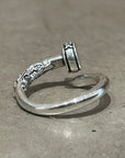 DEAL DESIGN NAIL RING 'SILVER'