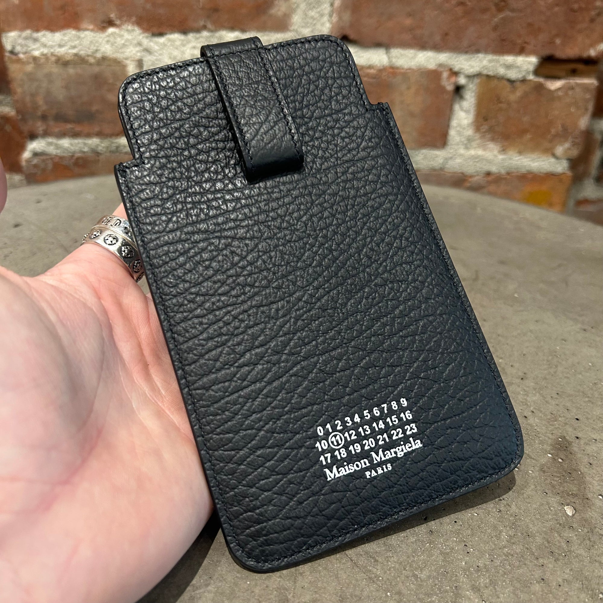 MAISON MARGIELA FOUR STITCH PHONE HOLDER/TRAVEL CASE ‘BLACK’