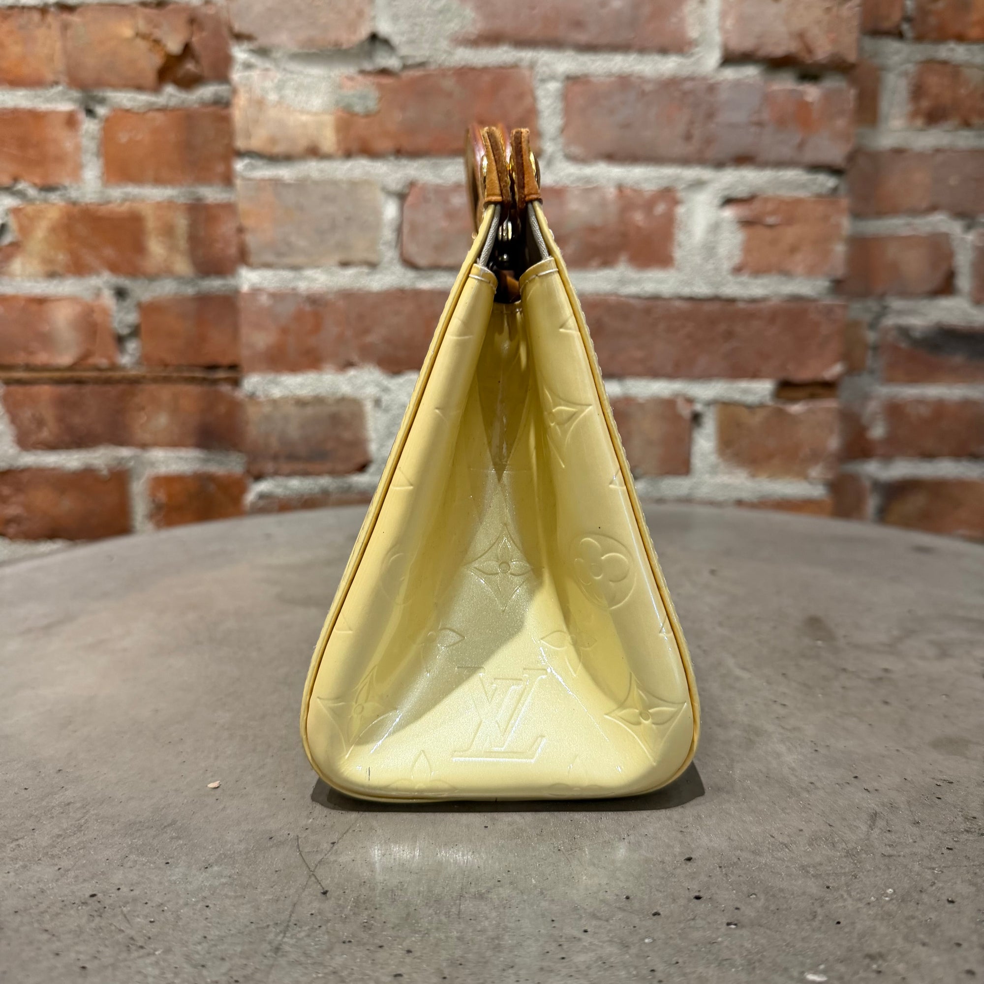 LOUIS VUITTON ROXBURY PATENT LEATHER HANDBAG ‘YELLOW’