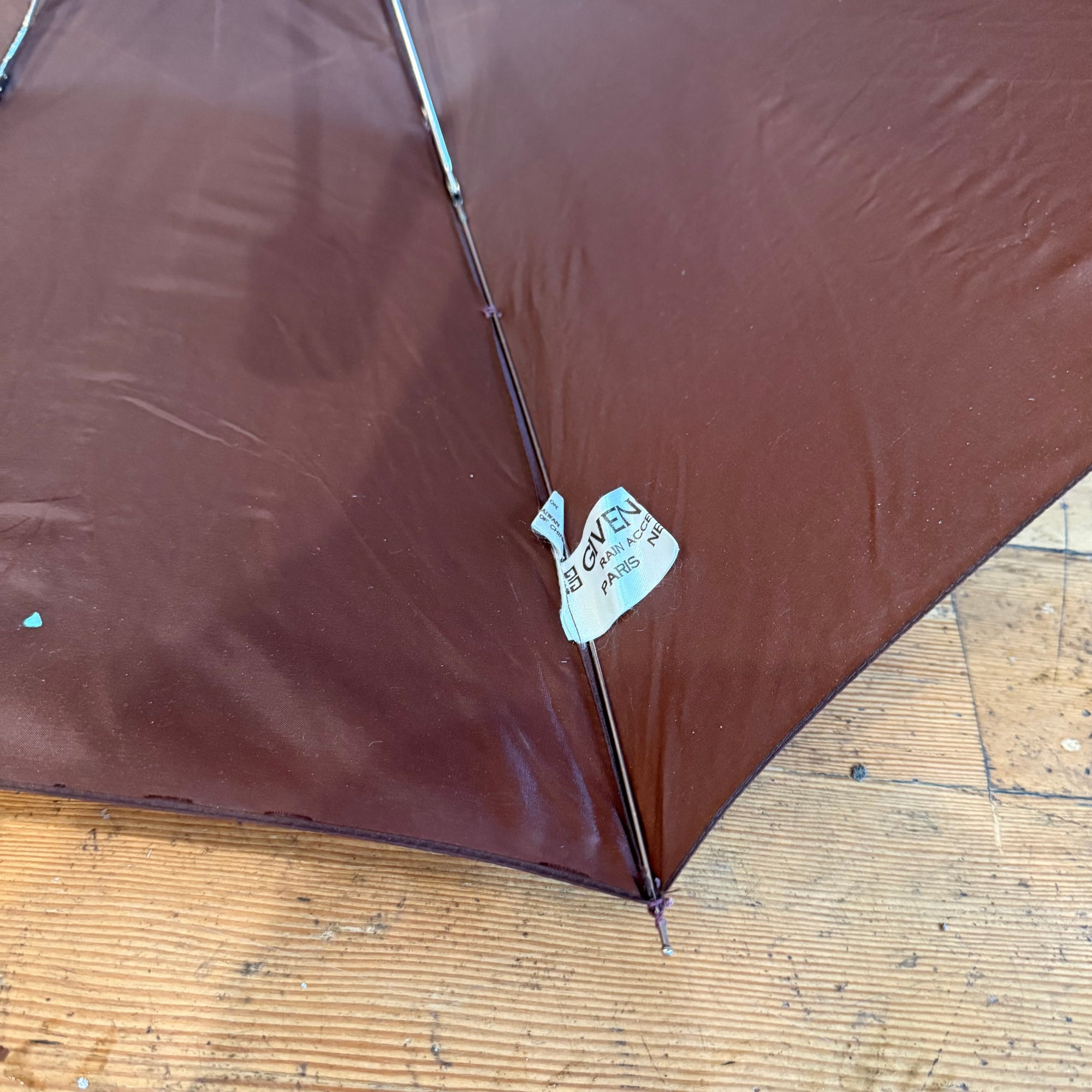 GIVENCHY PARIS SOLO UMBRELLA ‘BROWN’