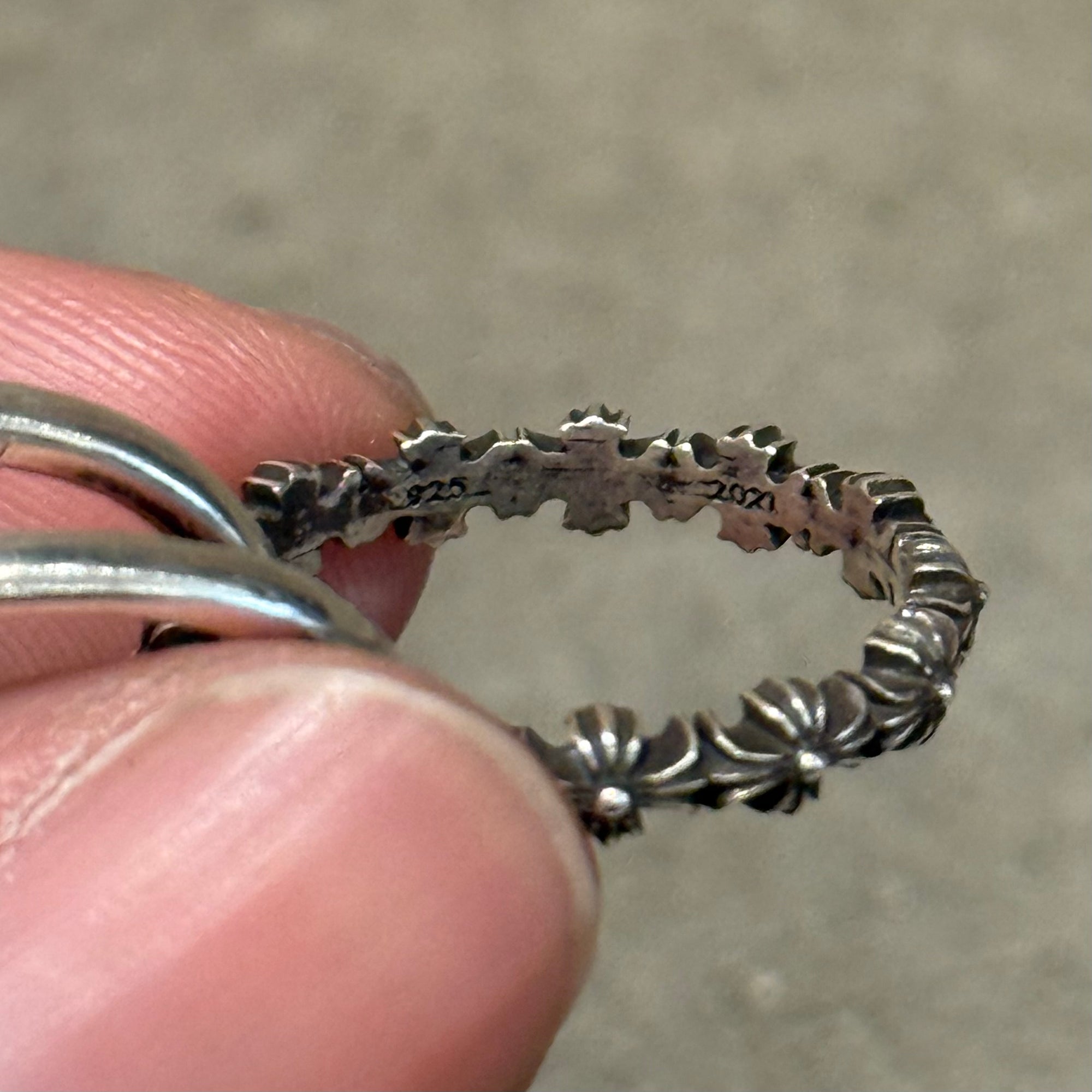 CHROME HEARTS TINY-E TRINITY RING ‘SILVER’