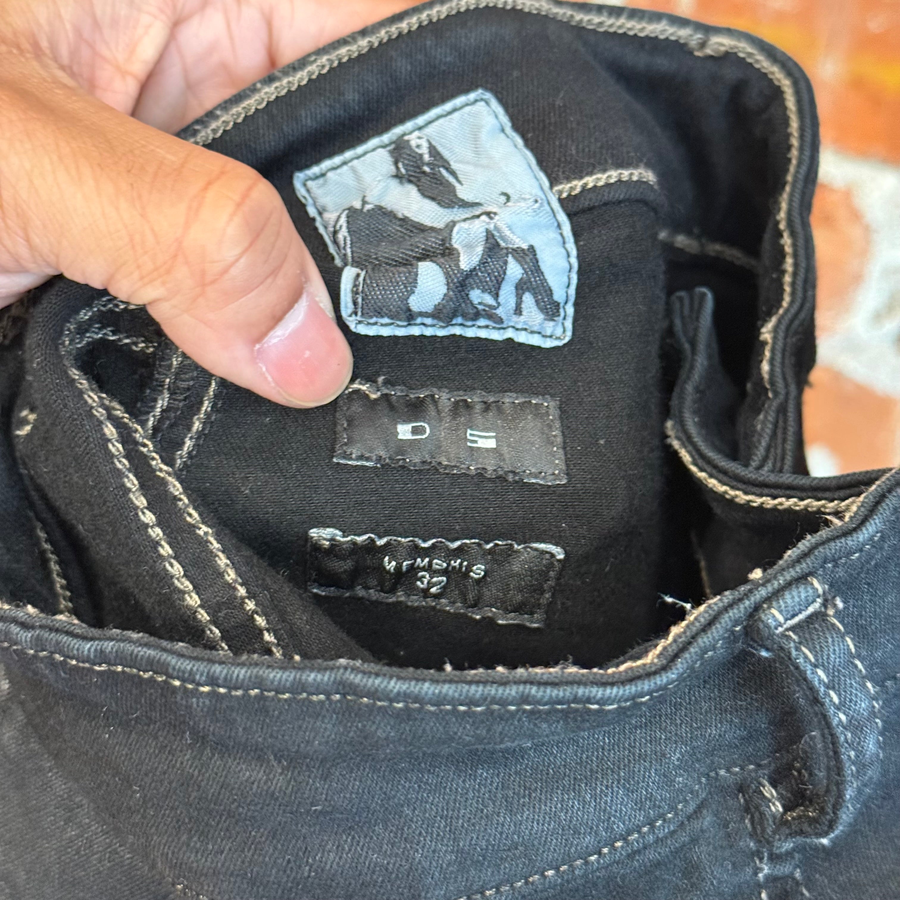 RICK OWENS DRKSHDW MEMPHIS CUT JEANS (32) 'BLACK' – Sadō Room