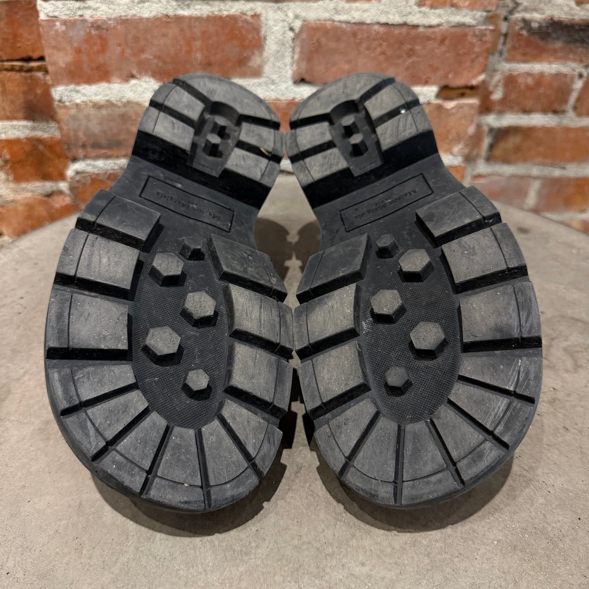 MASION MARGIELA LUG SOLE IVY DERBY ‘BLACK’