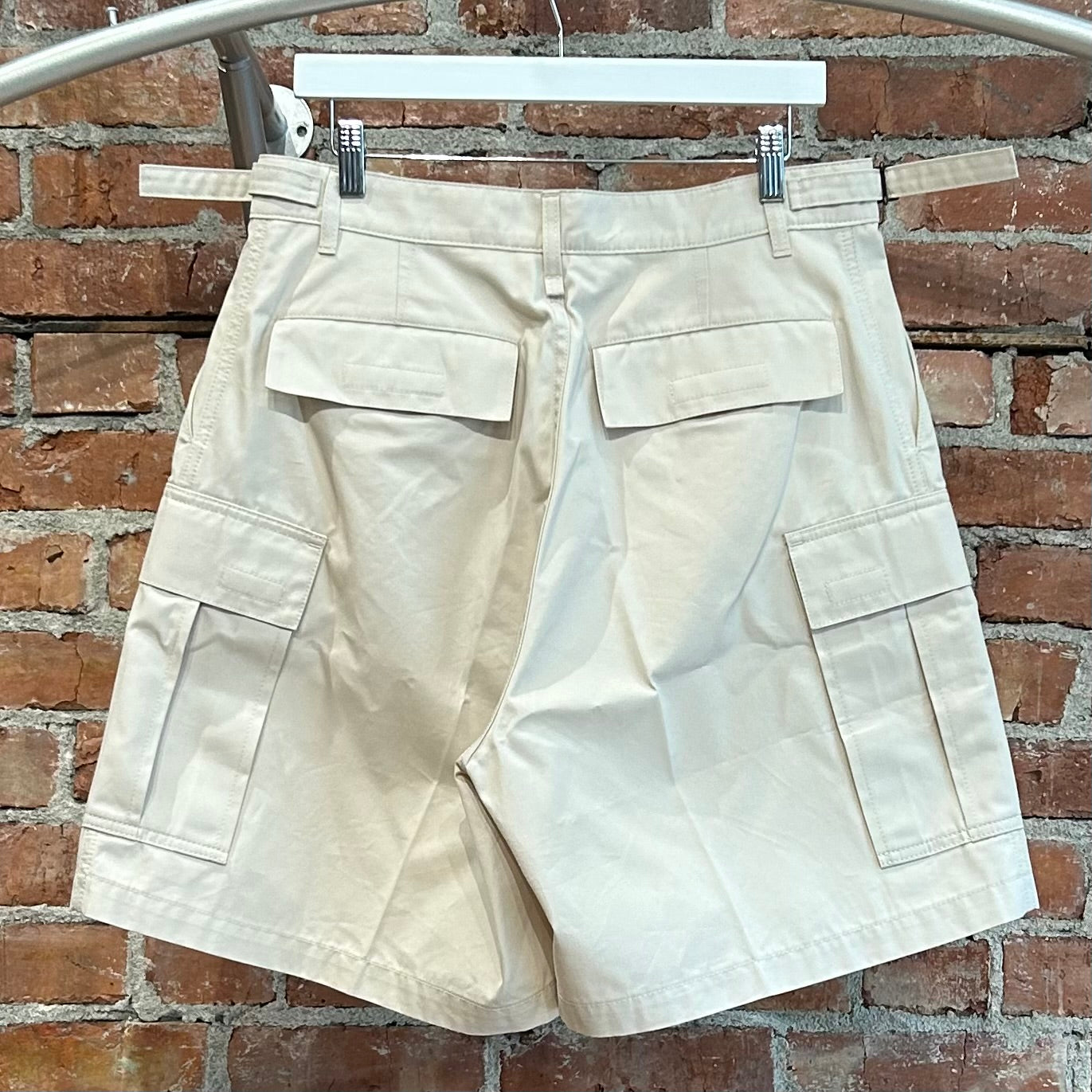 VETEMENTS SS25 CARGO SHORTS ‘WHITE’