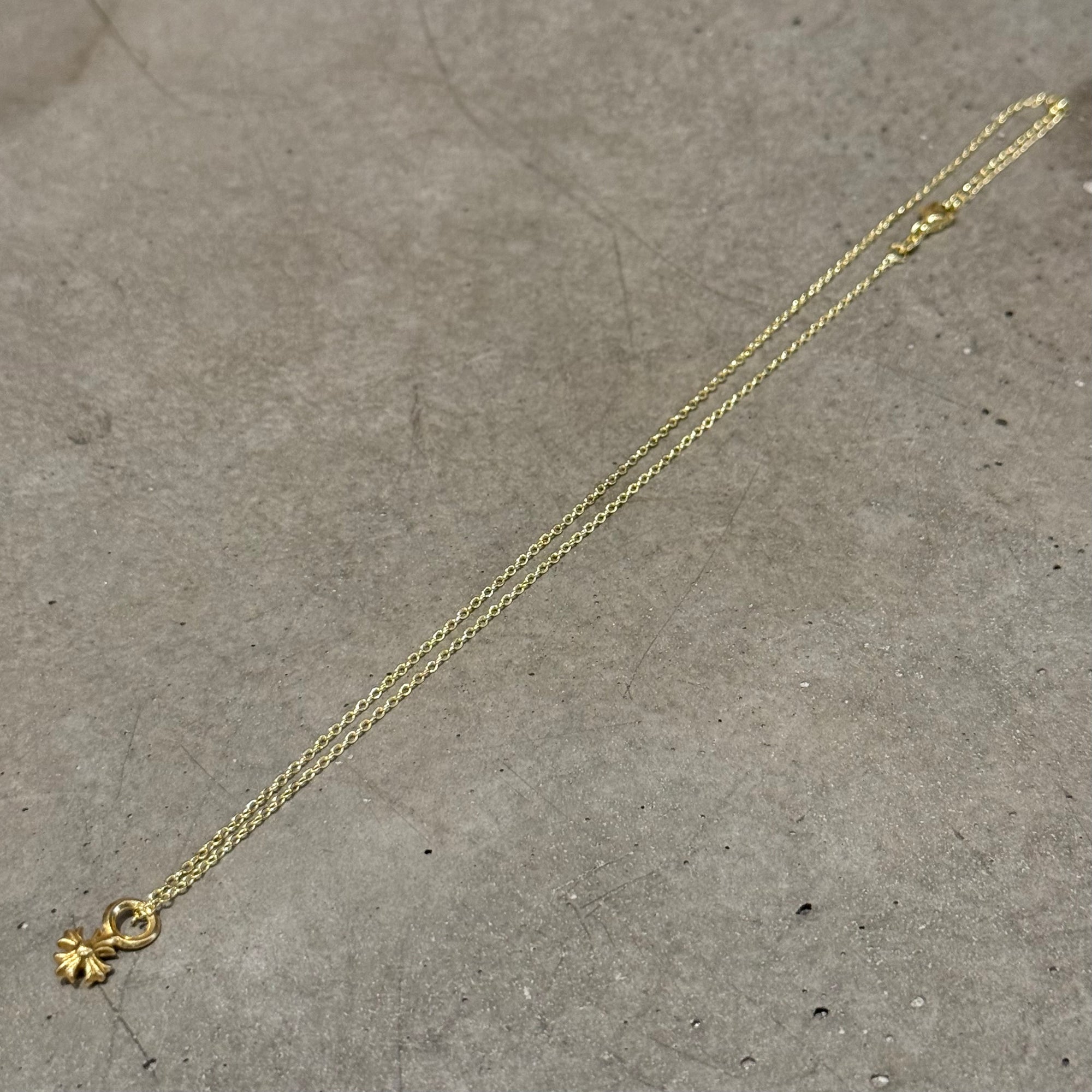 CHROME HEARTS PLUS CROSS 22K CHARM NECKLACE ‘GOLD’