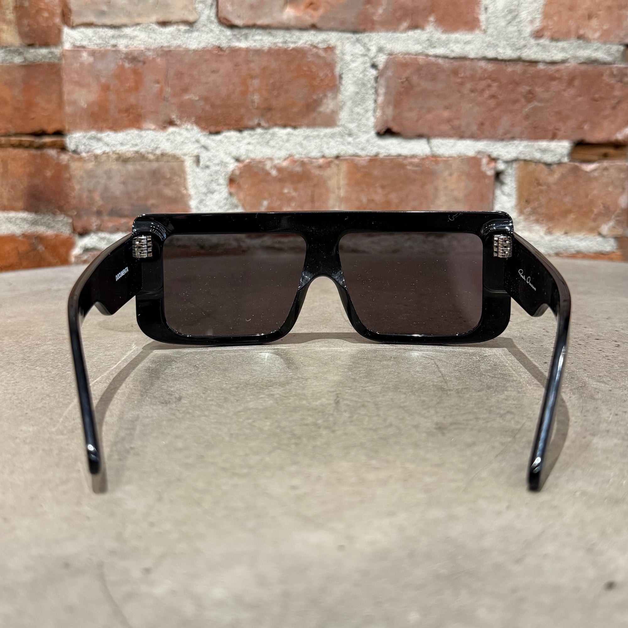 RICK OWENS DOCUMENTA SUNGLASSES ‘BLACK’