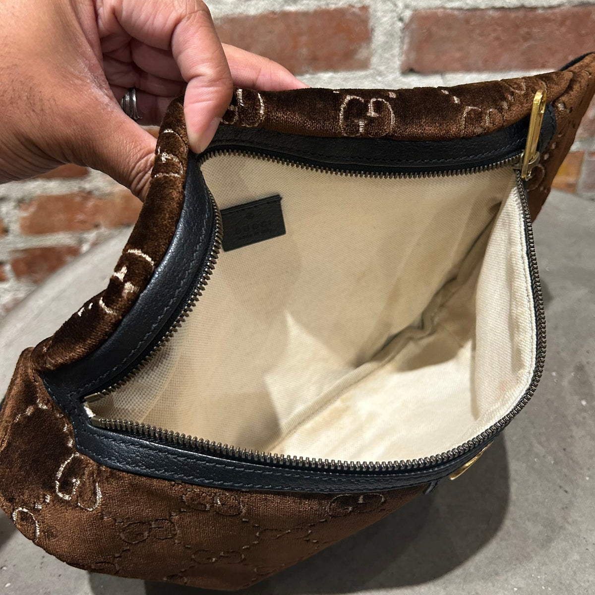 GUCCI GG PATTERN OPHIDIA ZIP WAIST BAG ‘BROWN’