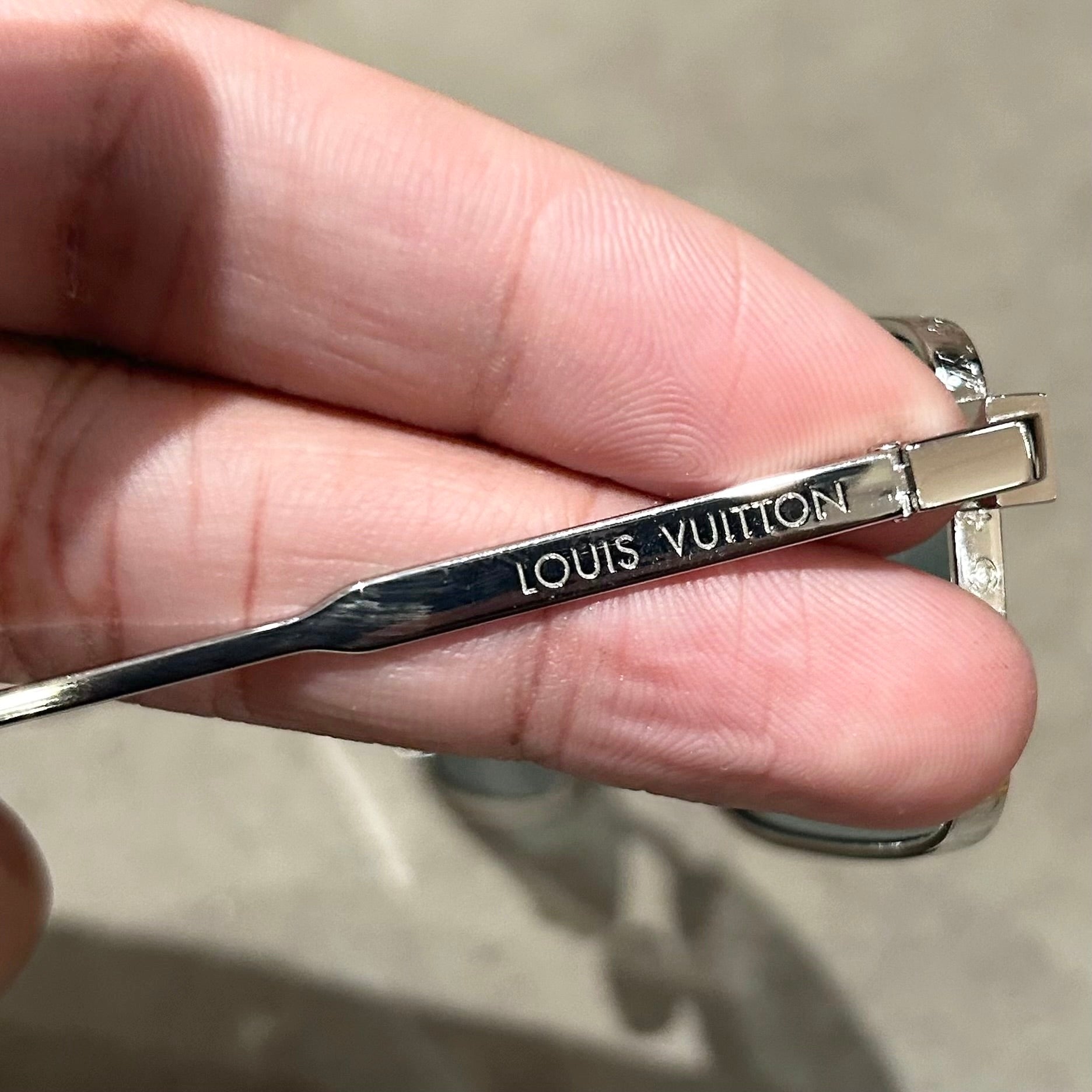 LOUIS VUITTON PURE SQUARE S00 SUNGLASSES ‘SILVER’