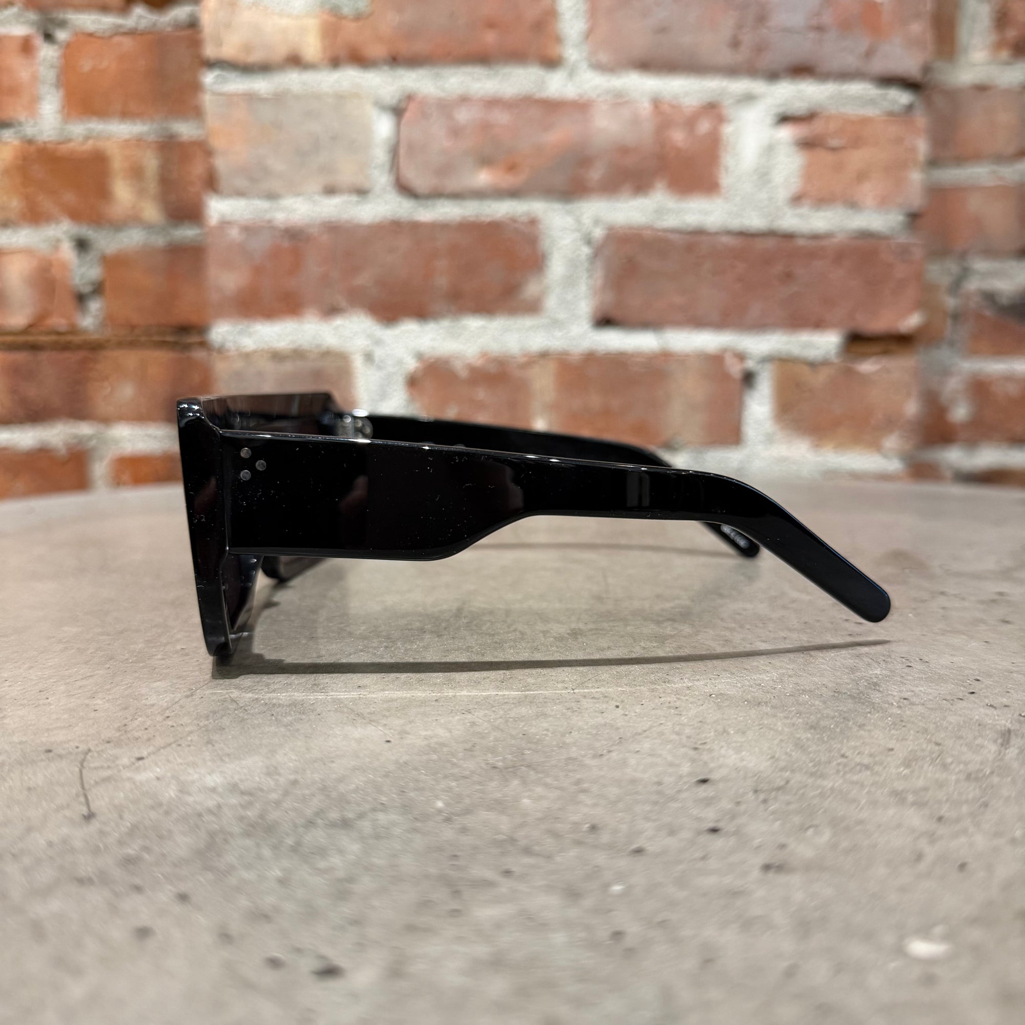 RICK OWENS DOCUMENTA SUNGLASSES ‘BLACK’
