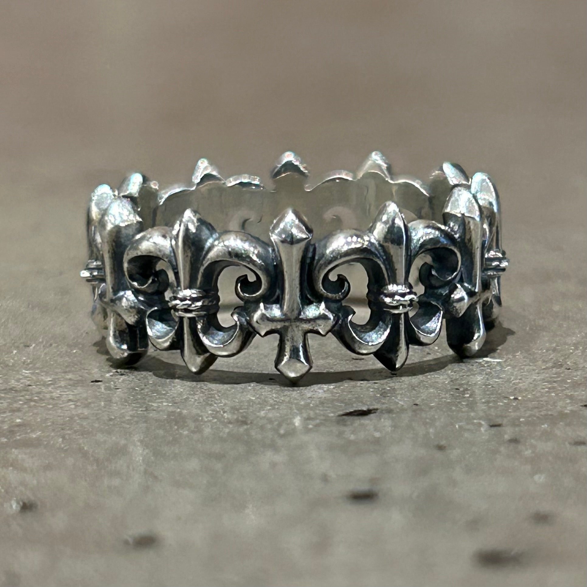 DEAL DESIGN NIGHT CROWN RING 'SILVER'