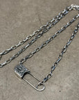 DEAL DESIGN SAFETY PIN NECKLACE ‘SILVER’
