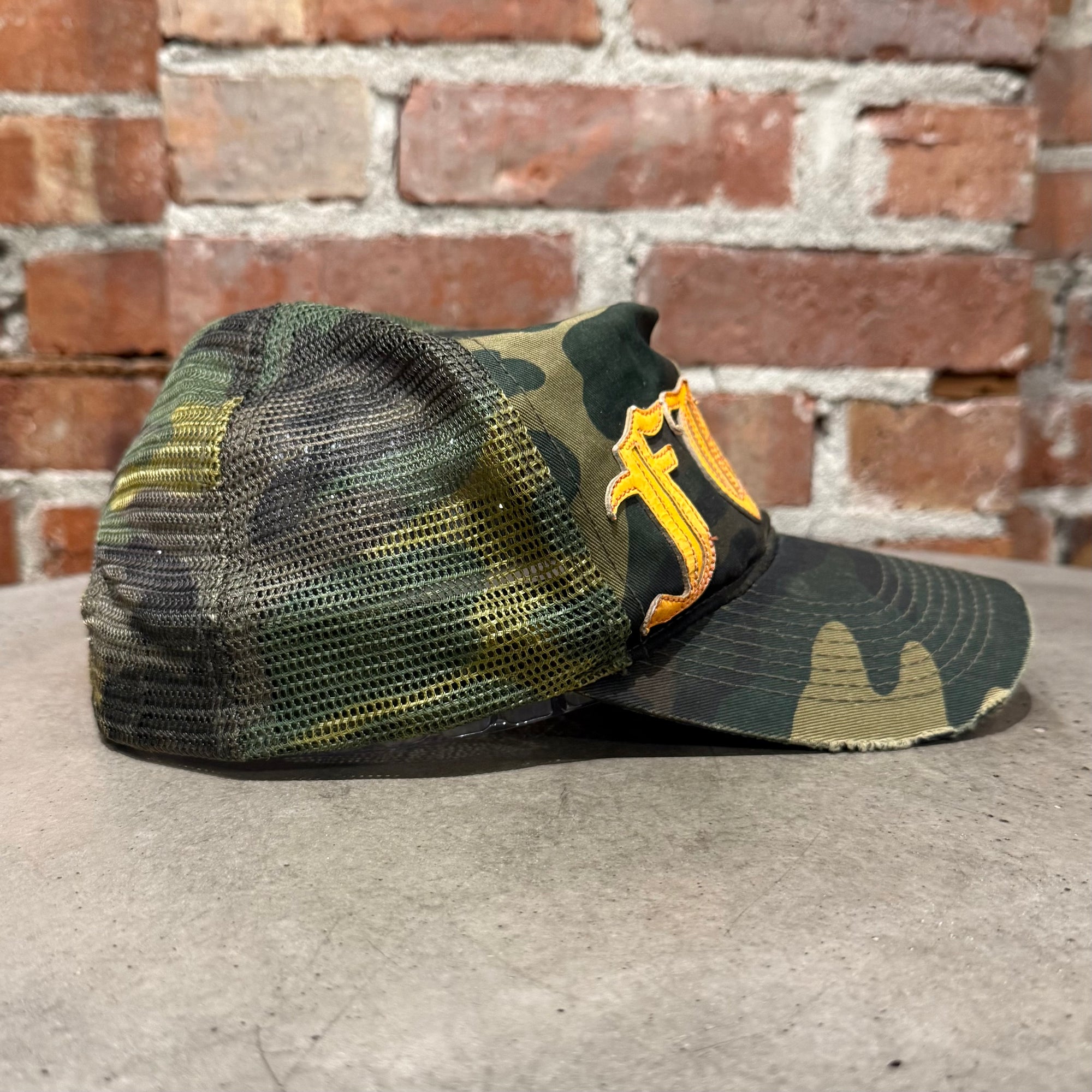 CHROME HEARTS VINTAGE F*CK CAMO TRUCKER ‘MULTI’