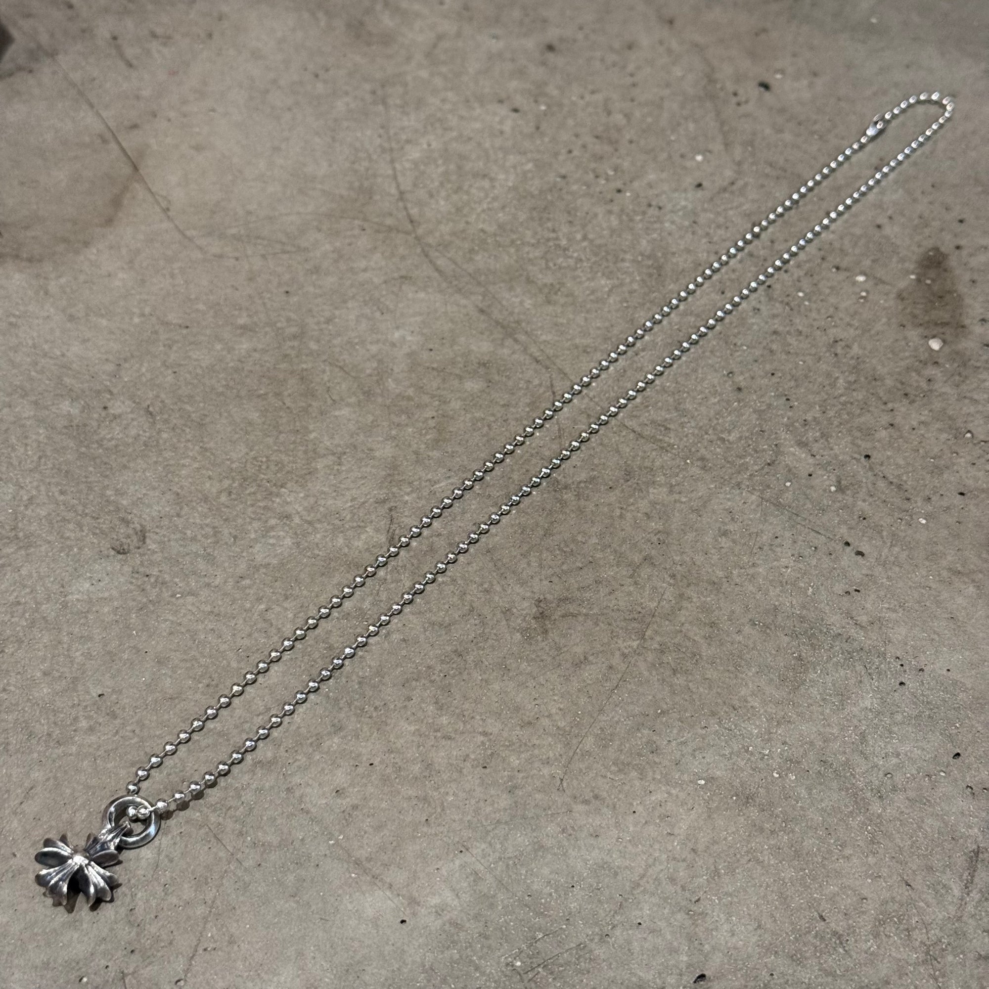 CHROME HEARTS CUT OUT PLUS CROSS NECKLACE ‘SILVER’