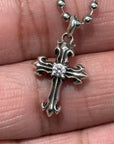DEAL DESIGN OVERLAP CROSS NECKLACE ‘SILVER’