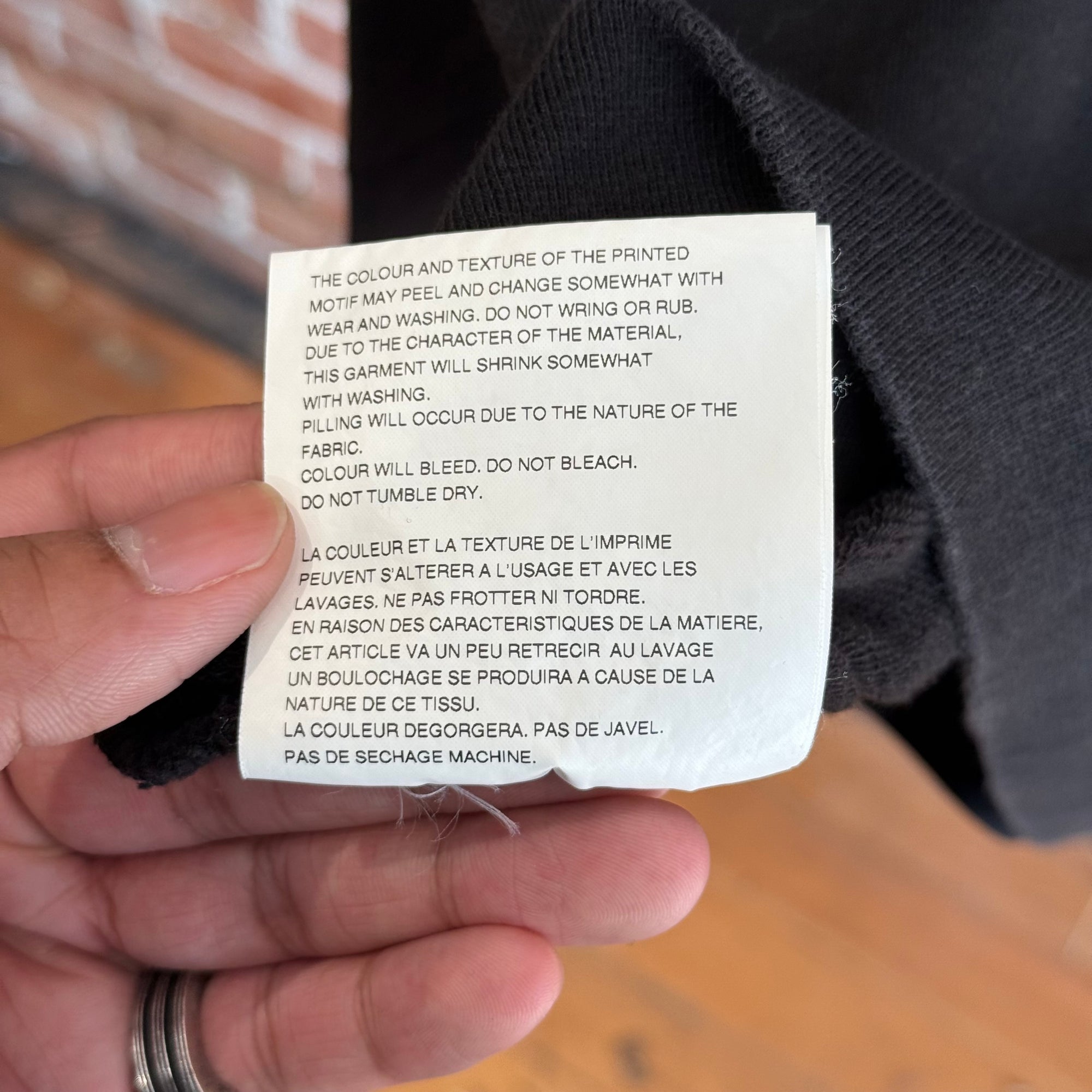 COMME DES GARÇONS BLUR LOGO CREWNECK ‘BLACK’