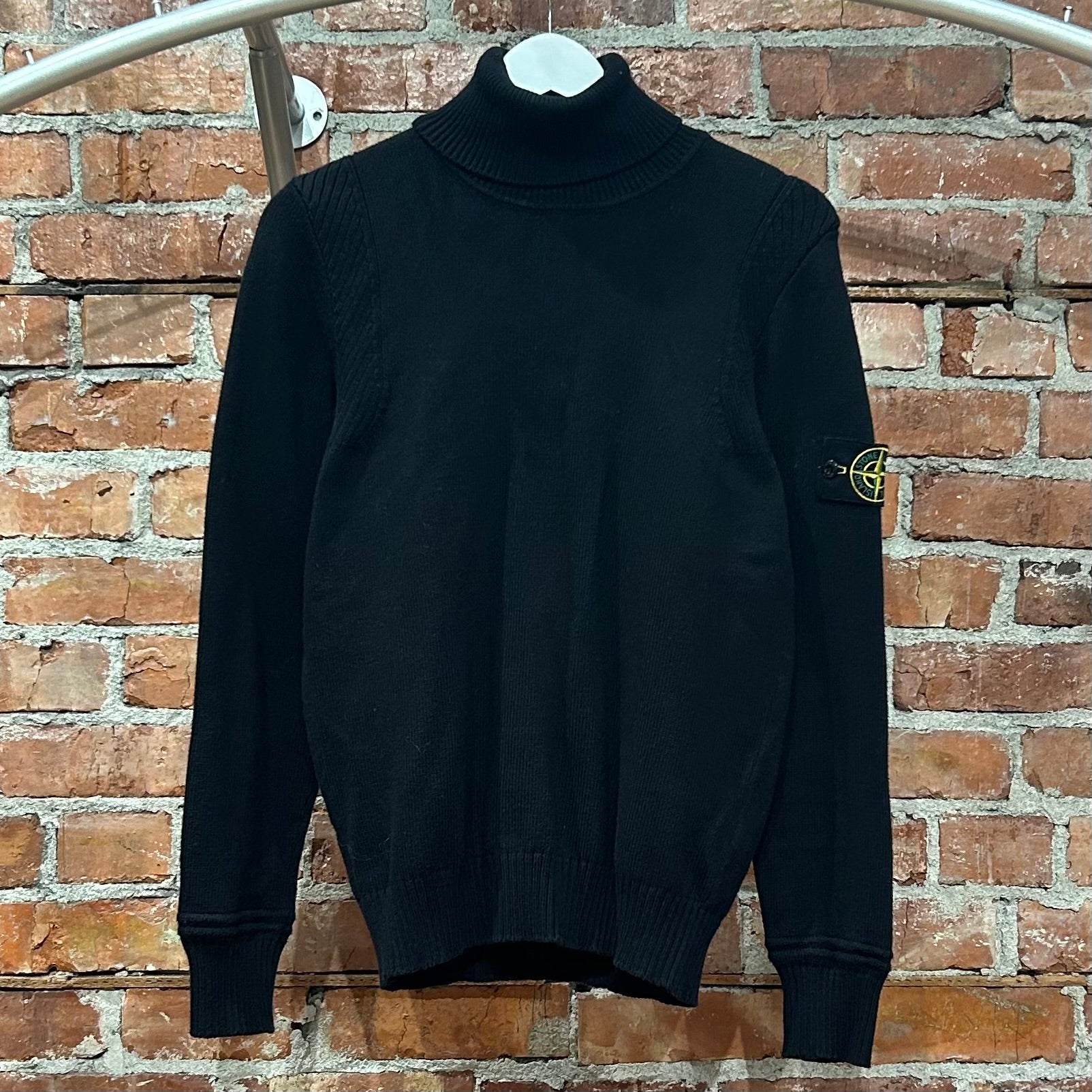 STONE ISLAND WOOL TURTLENECK ‘BLACK’